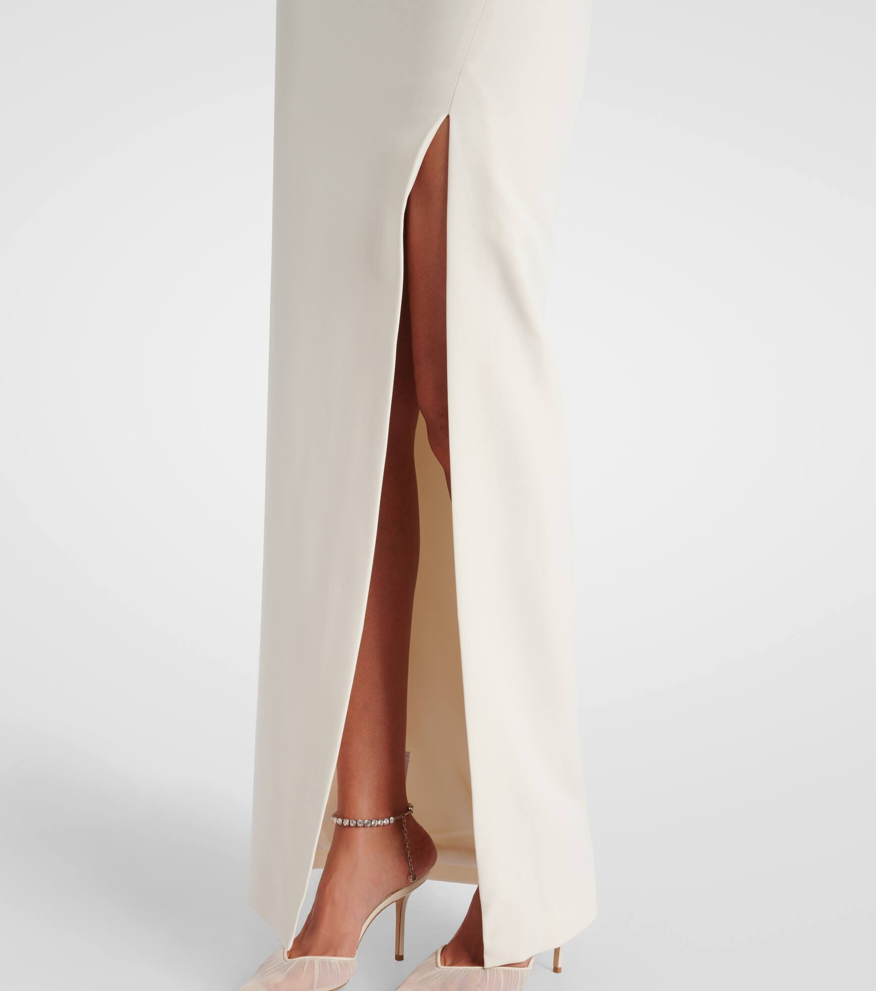 Embellished strapless crêpe gown - 5