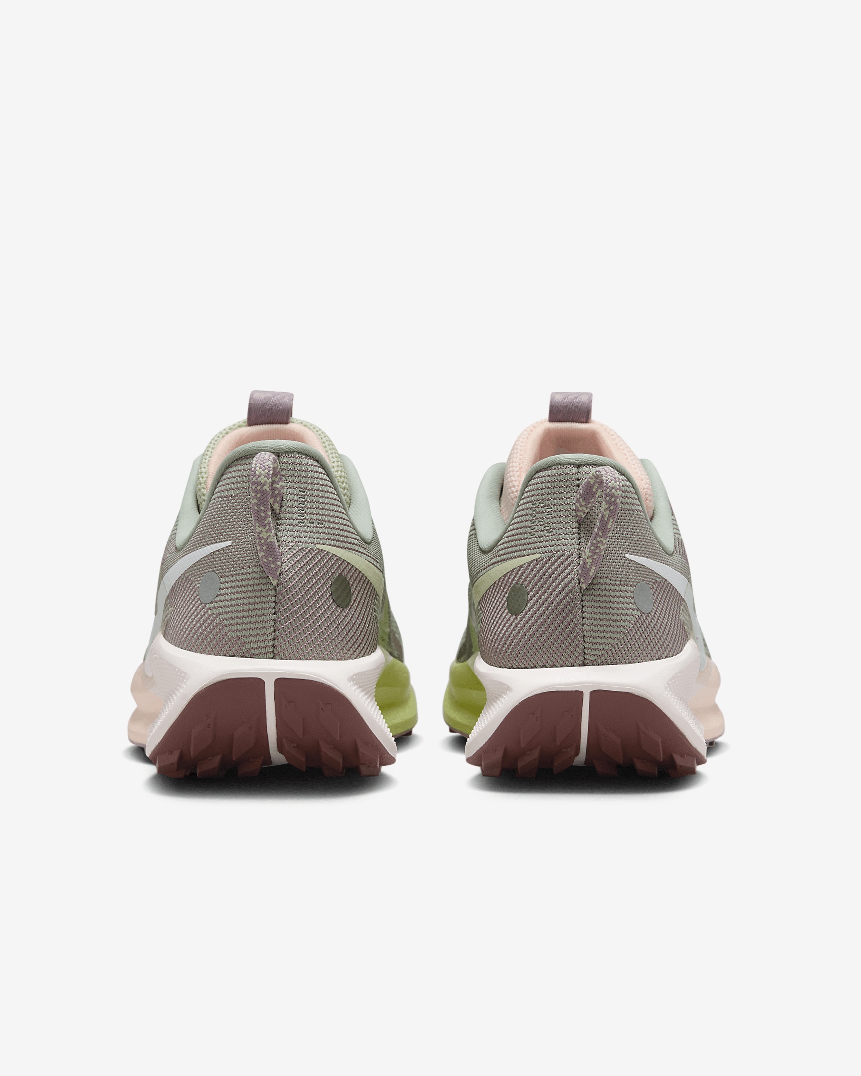 Nike Pegasus Trail 5 Women's Trail Running Shoes - 6