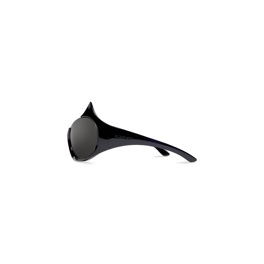 Gotham Cat Sunglasses in Black - 3