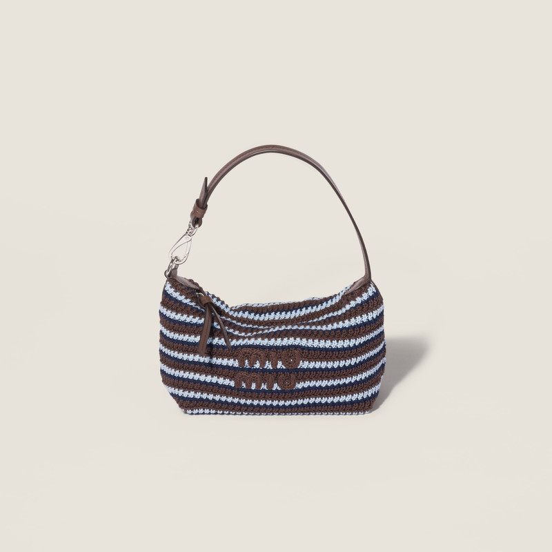 Crochet pouch 1