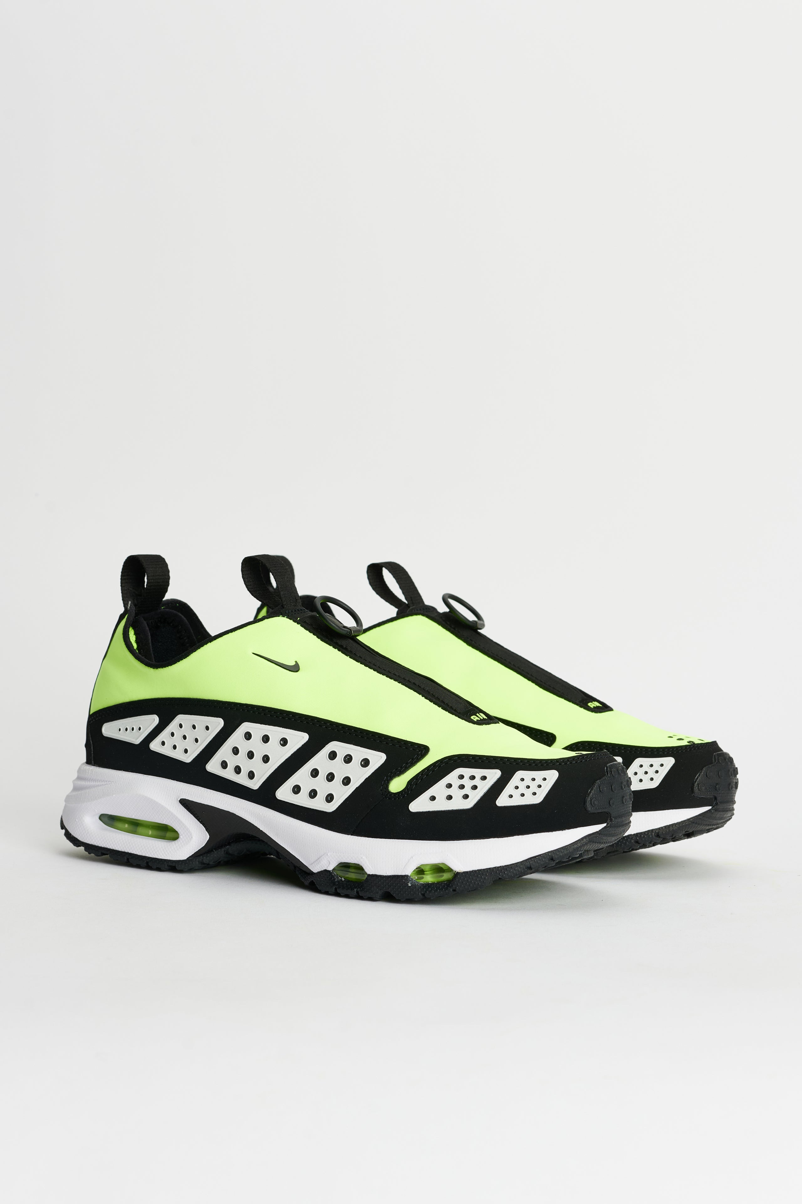 NIKE W’S AIR MAX SNDR VOLT / BLACK - 3