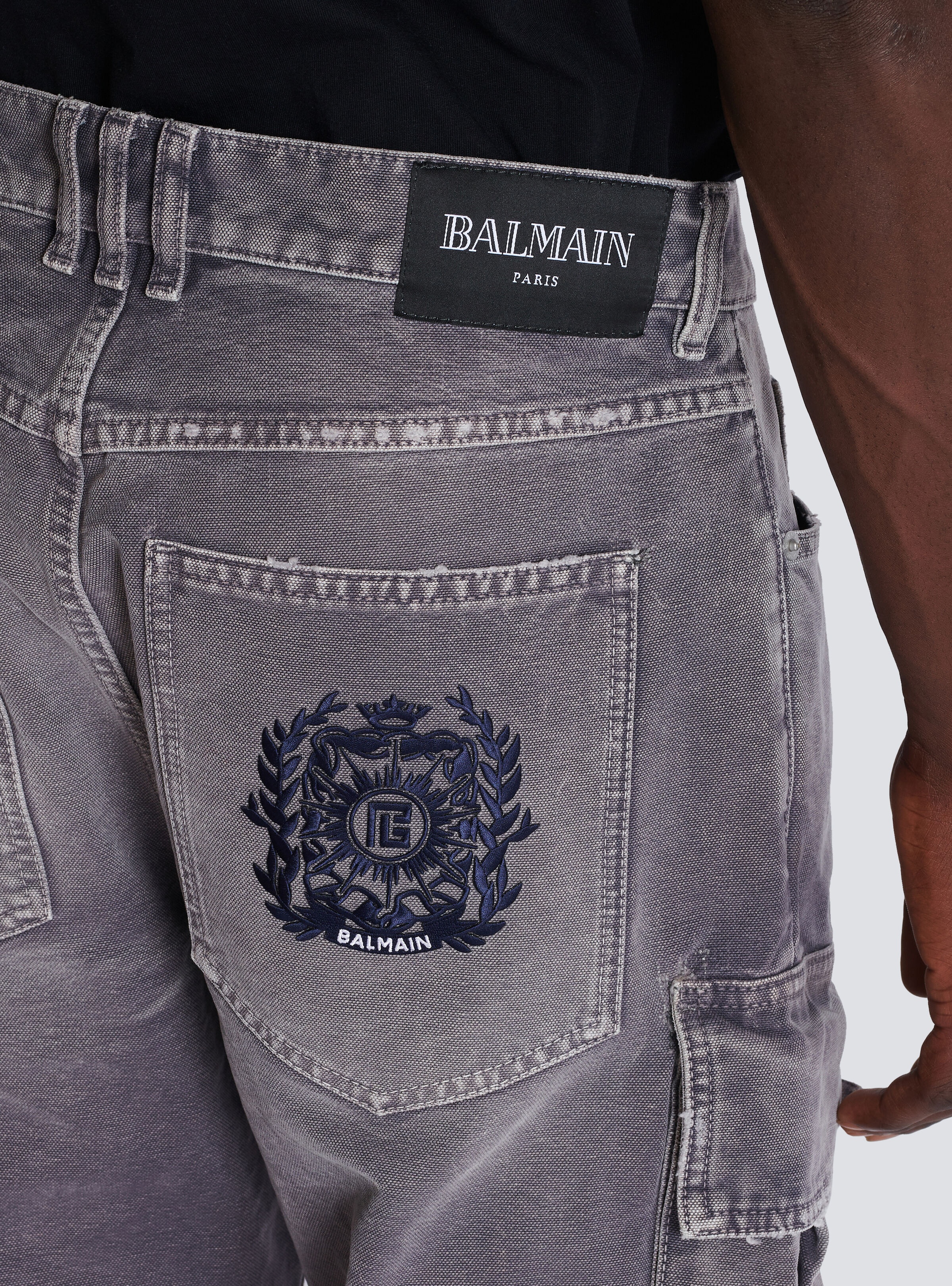 Denim loose-fit cargo jeans - 7
