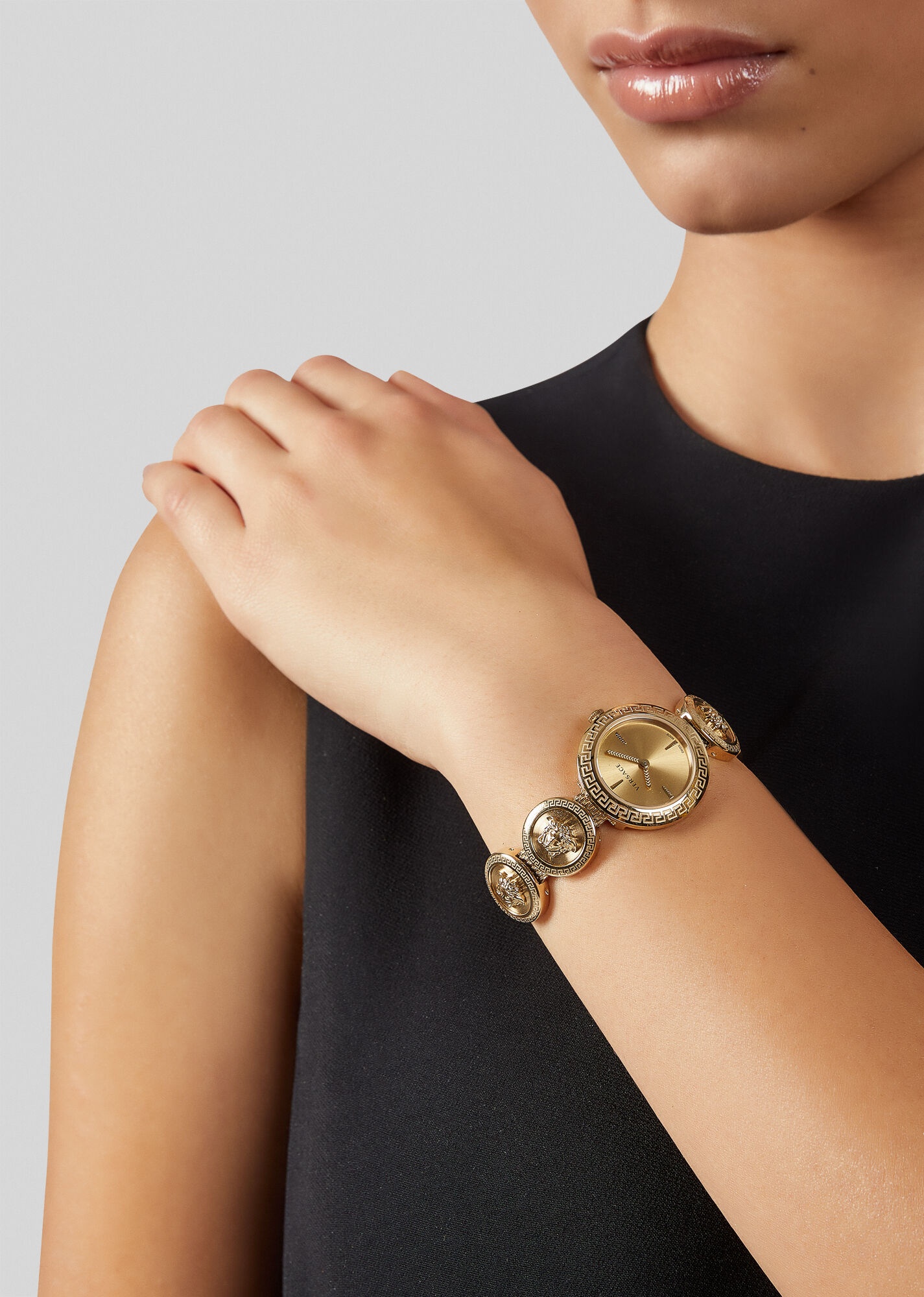 Medusa Stud Icon Bracelet Watch - 2