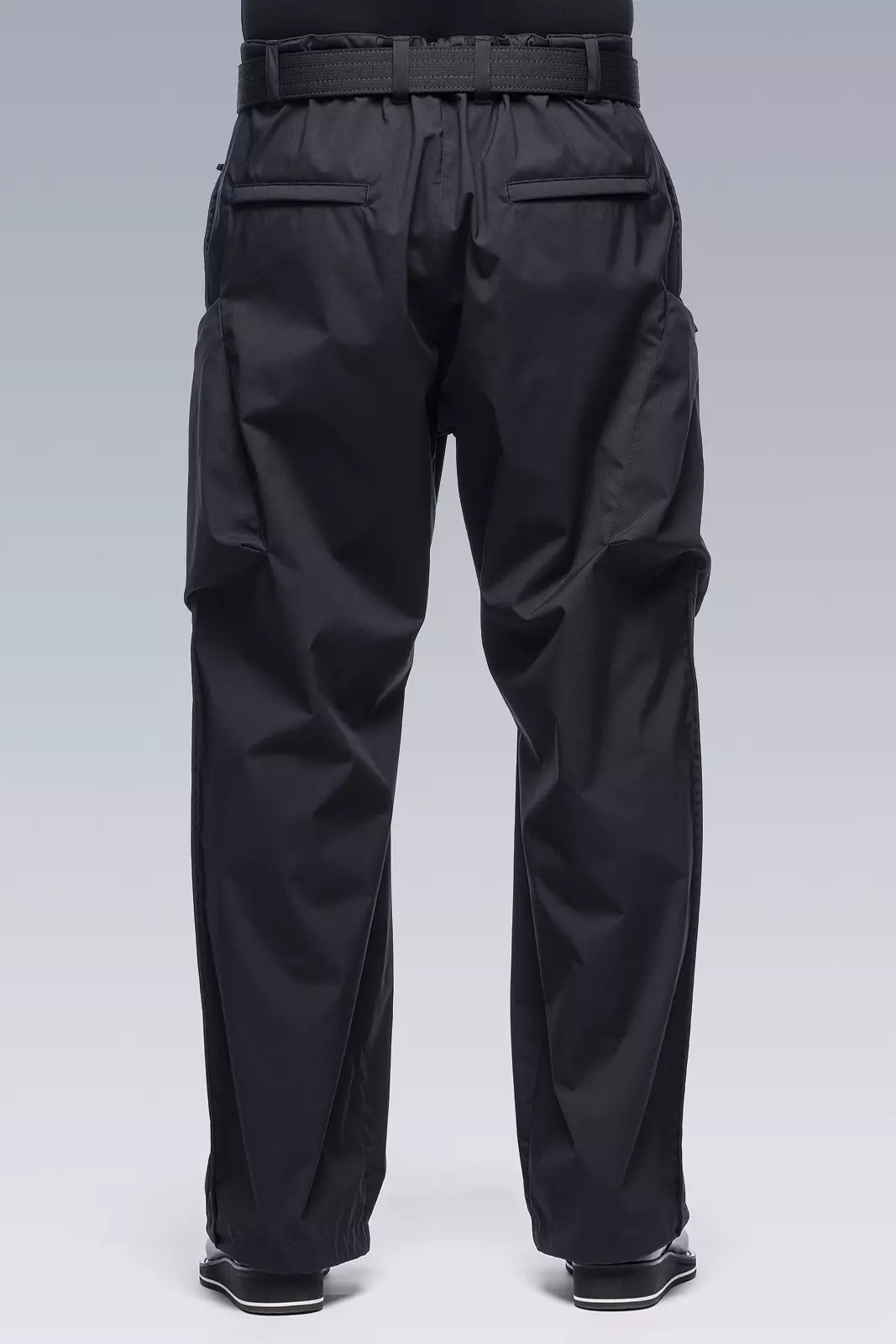 P45A-E Encapsulated Nylon Single Pleat Cargo Trouser Black - 7