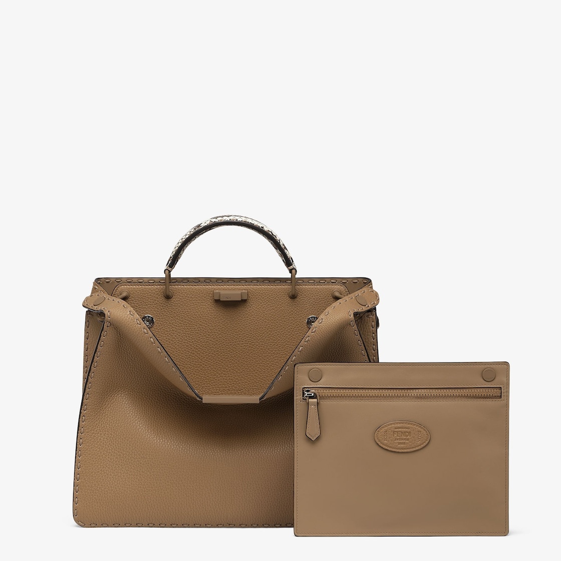Medium Peekaboo ISeeU bag, made of beige Cuoio Romano leather finished with hand stitching. The inte - 2