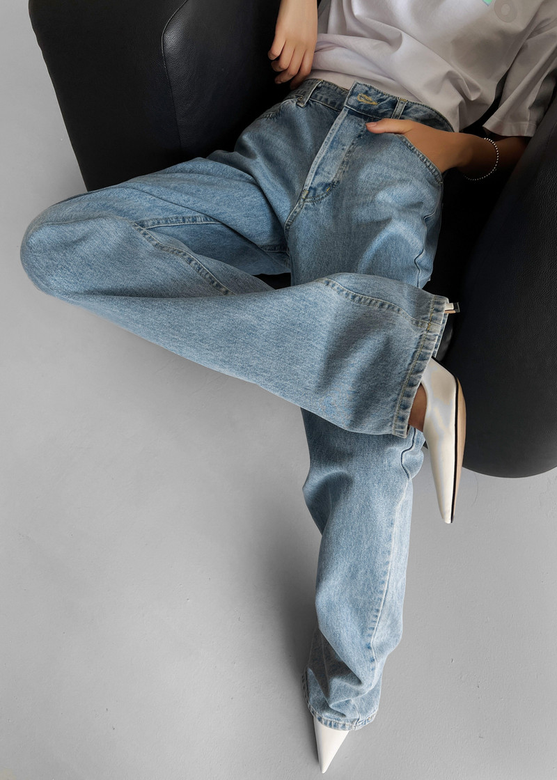 Susanna Jeans - Light Wash 3