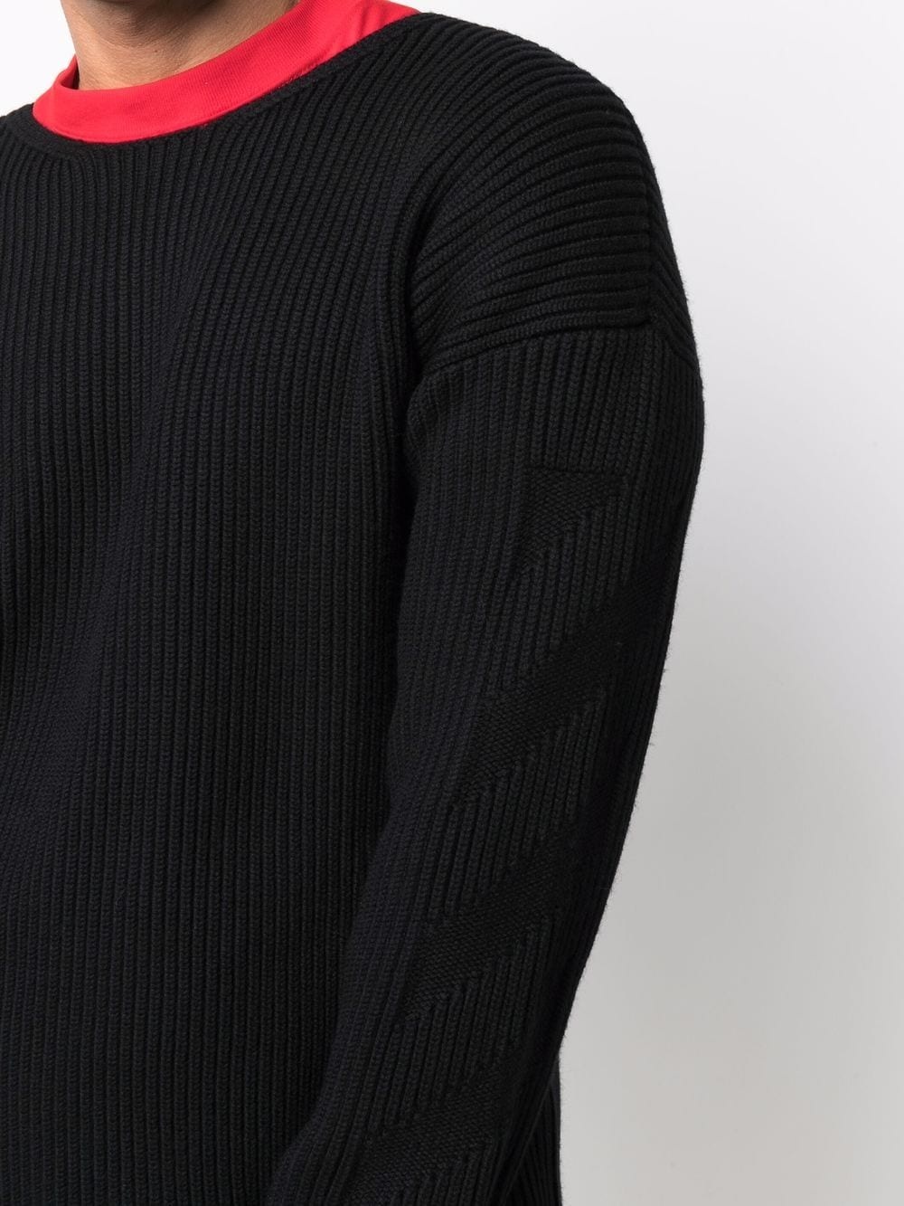 Diag stripe round-neck jumper - 5