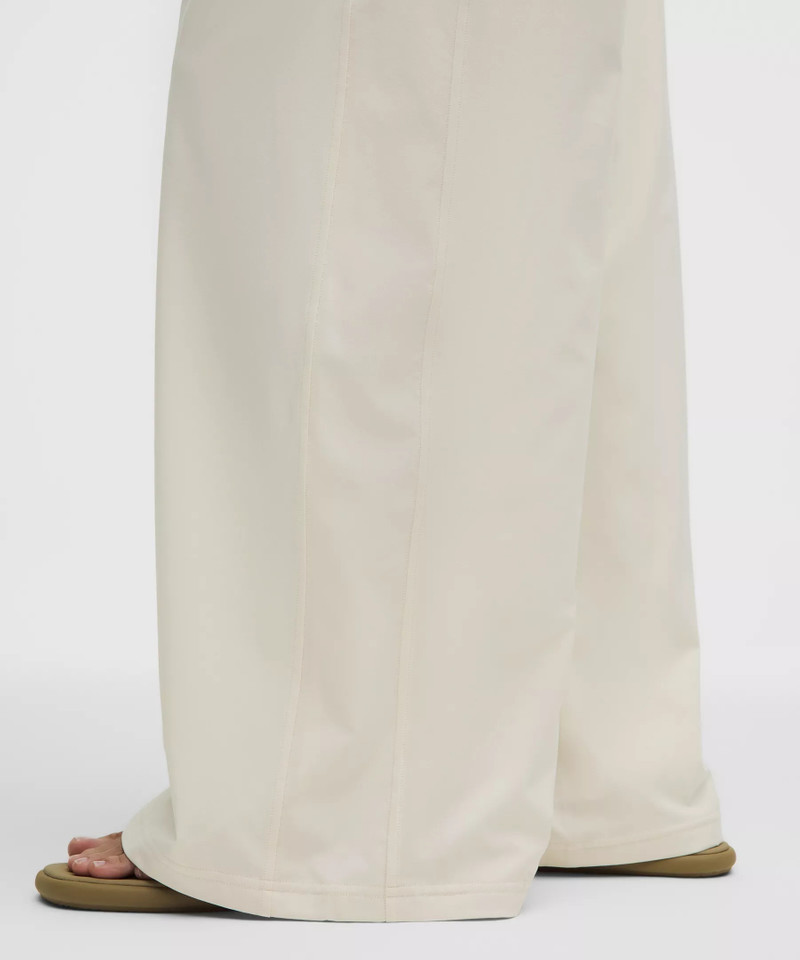 Swift High-Rise Wide-Leg Pant *Logo Waistband 7