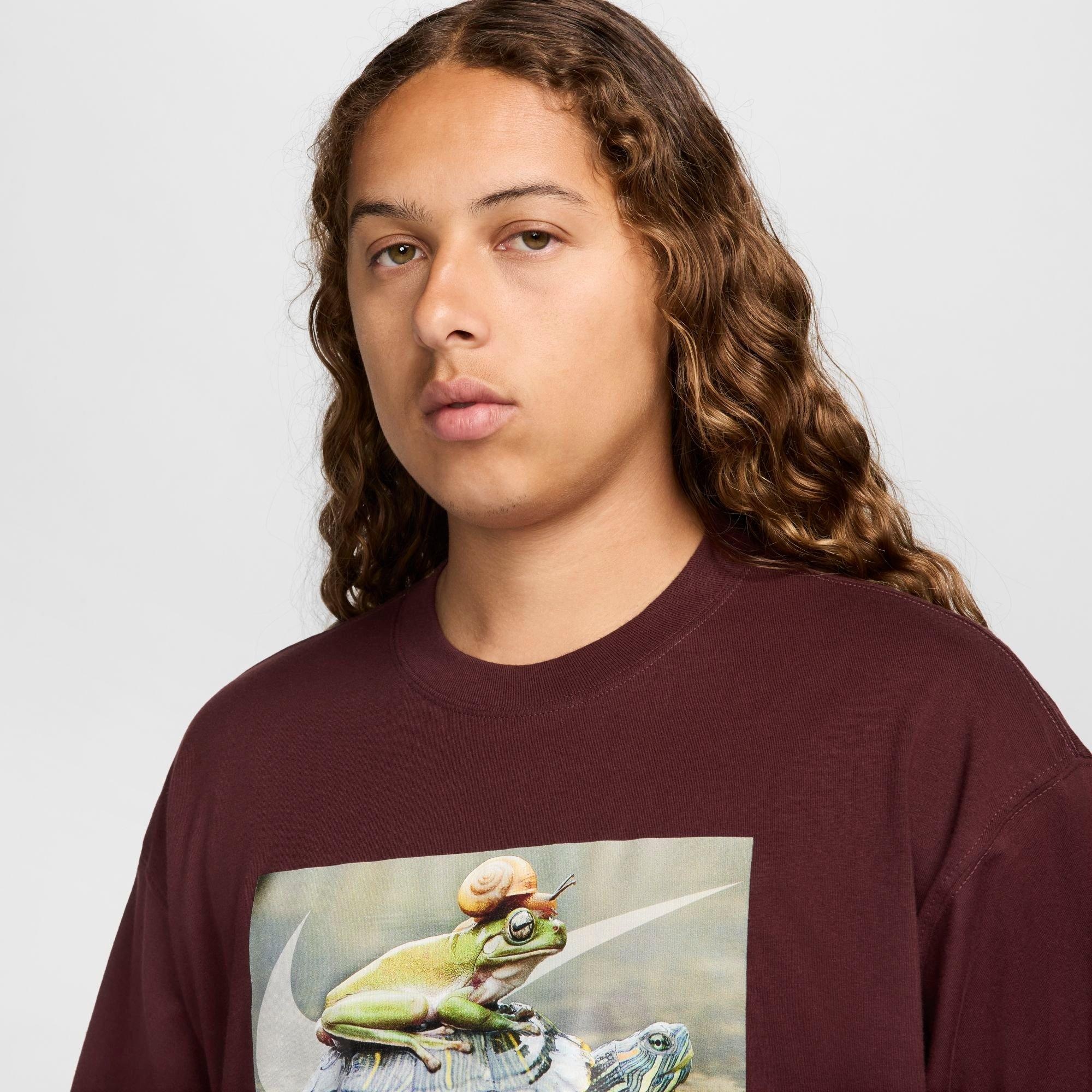 MEN'S NIKE SPORTSWEAR TEAMWORK GRAPHIC T-SHIRT - 4