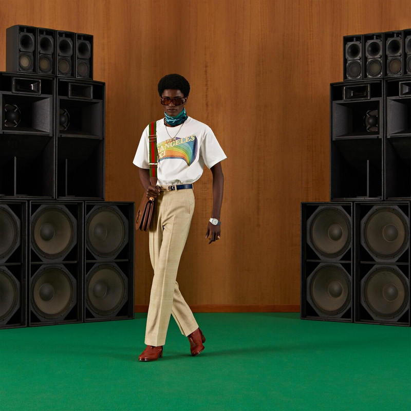 GUCCI Cotton T-shirt with print outlook