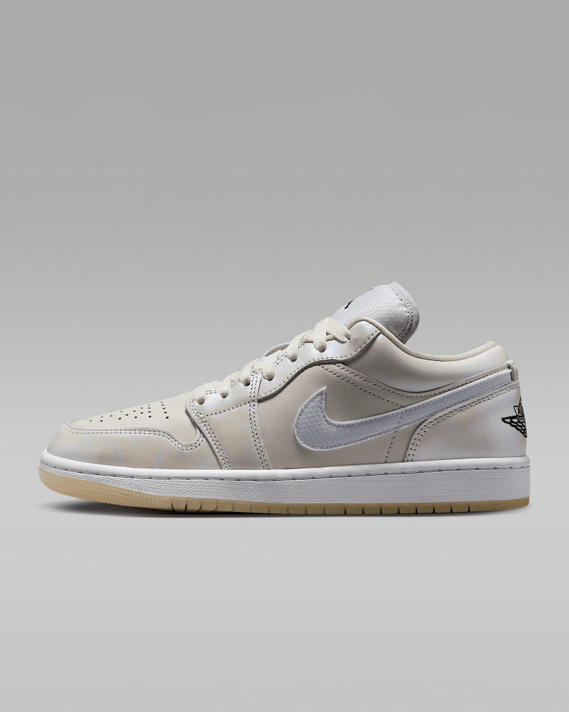 Air Jordan 1 Low SE "LNY" Women's Shoes 1