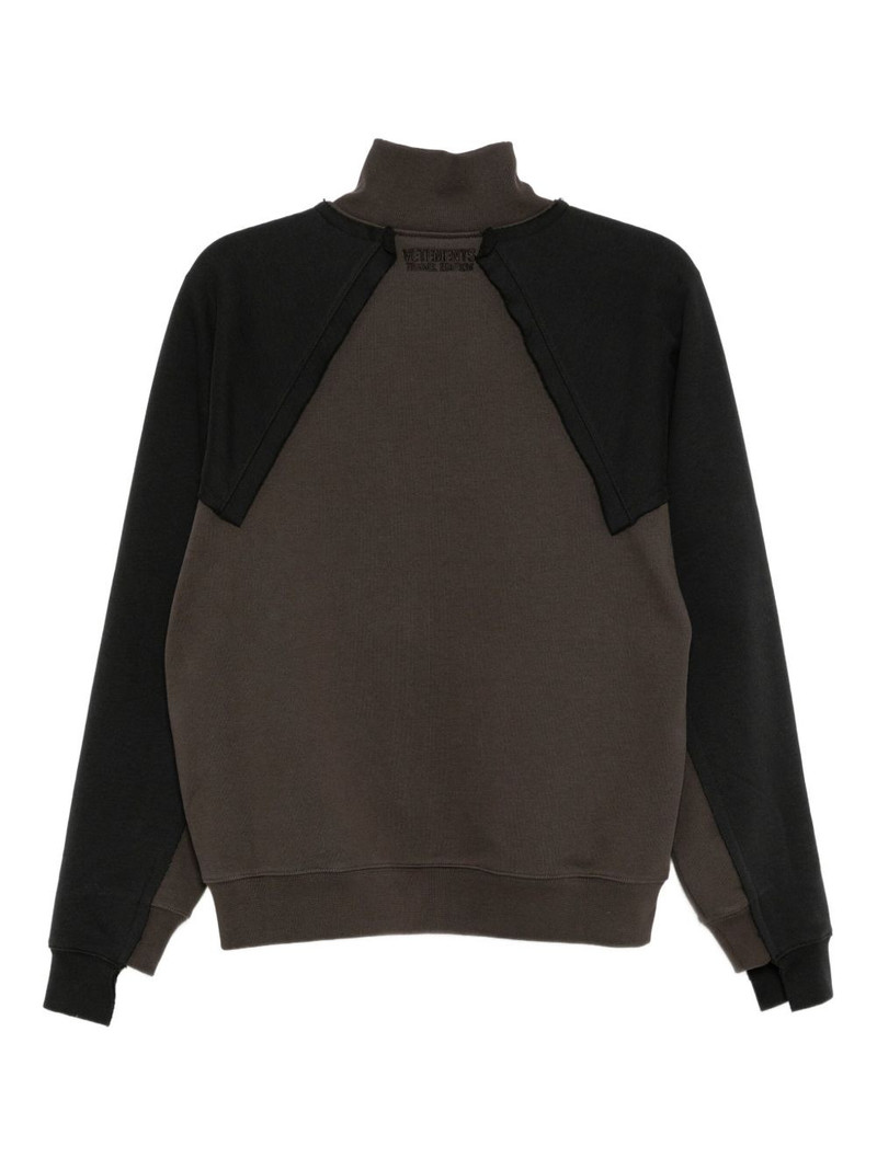 VETEMENTS slogan-embroidered jacket outlook