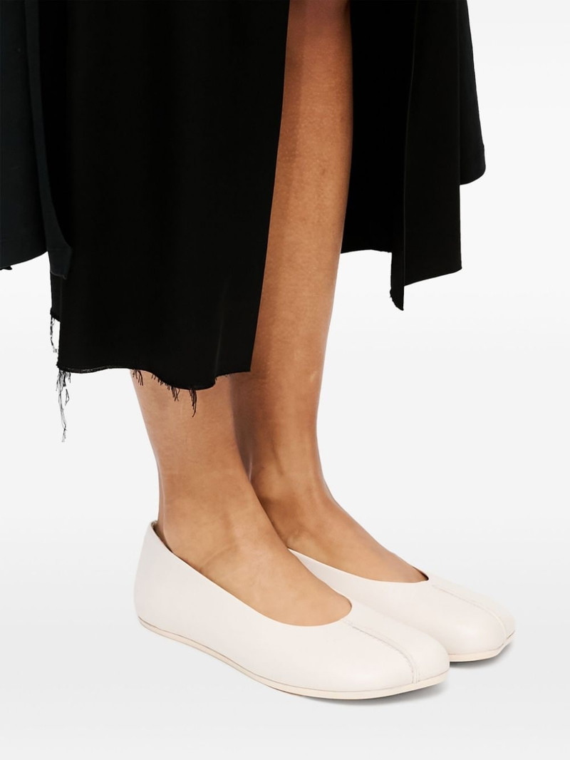 Stitch-out leather ballerinas 6