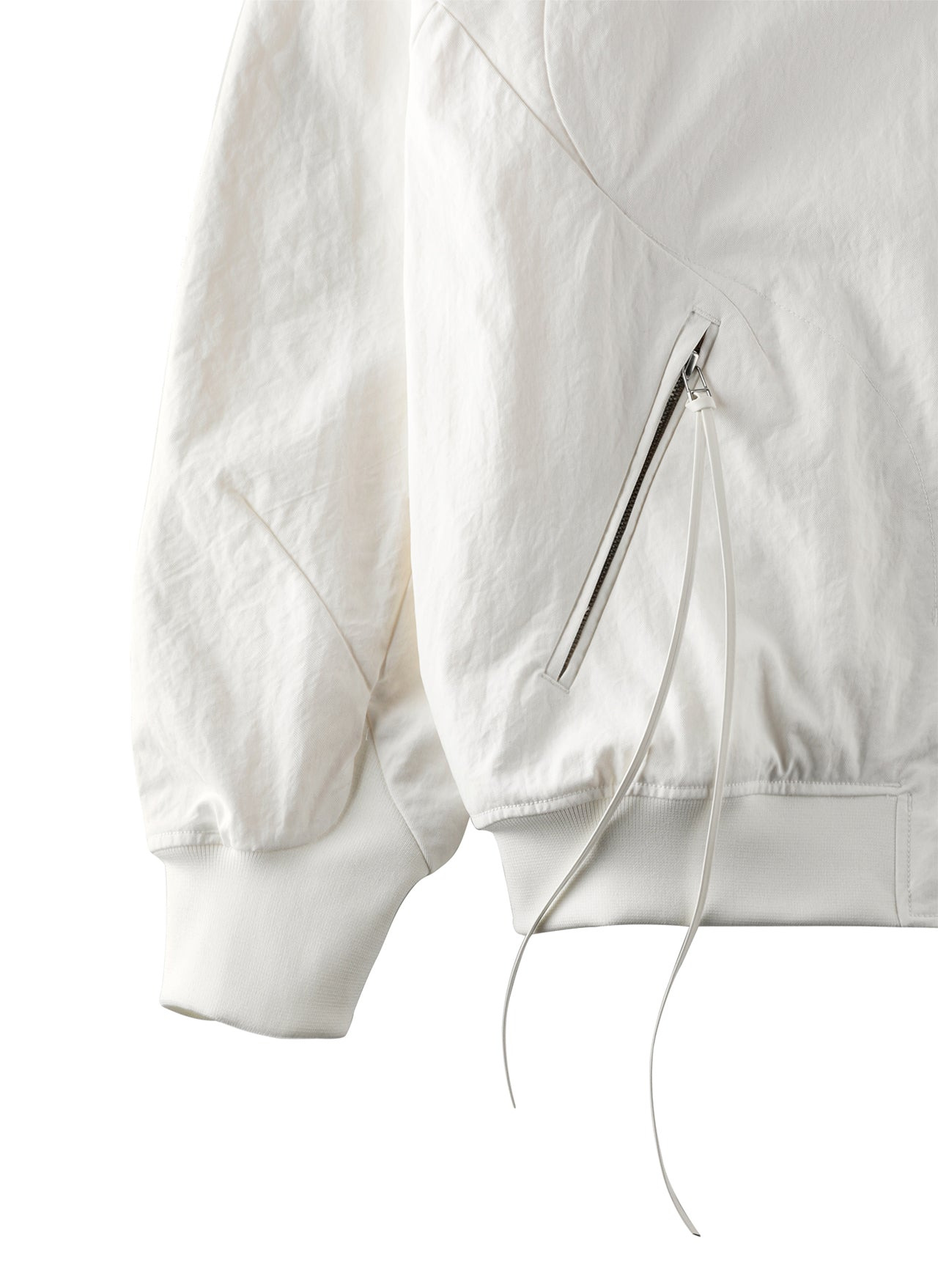 8.0 BOMBER CENTER (WHITE) - 8