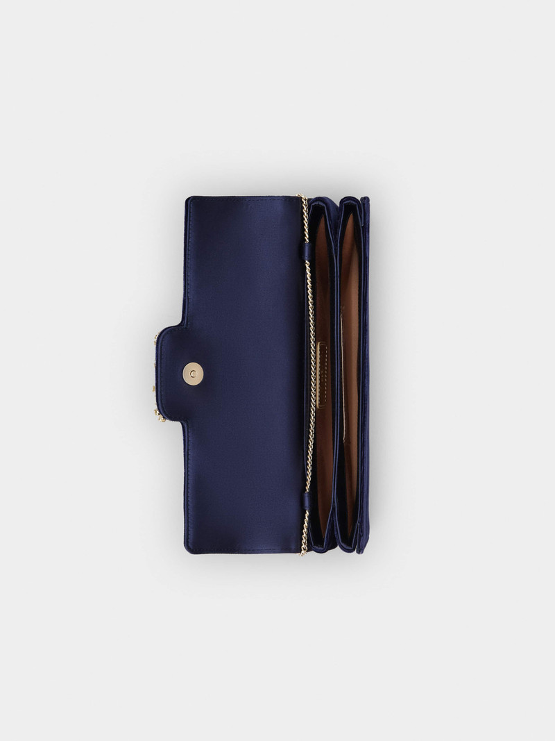 Flower Strass Buckle Clutch Bag in Velvet 6