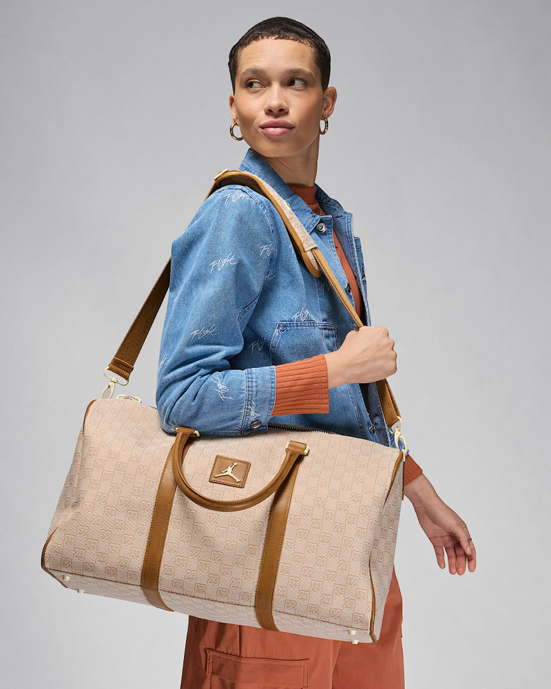 Jordan Monogram Duffle Bag (25L) 1