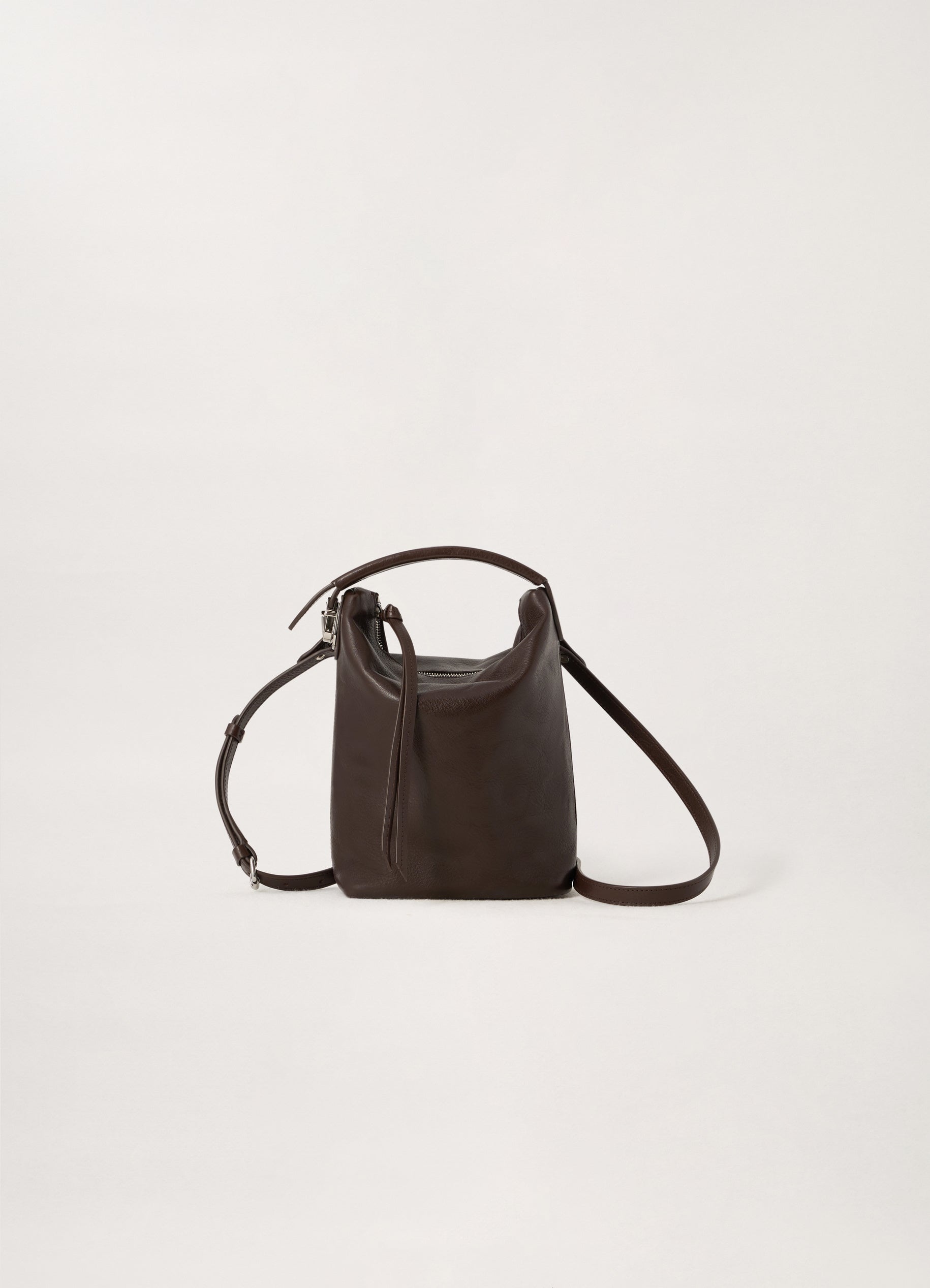 CASE BAG
VEGETAL TANNED LEATHER - 1