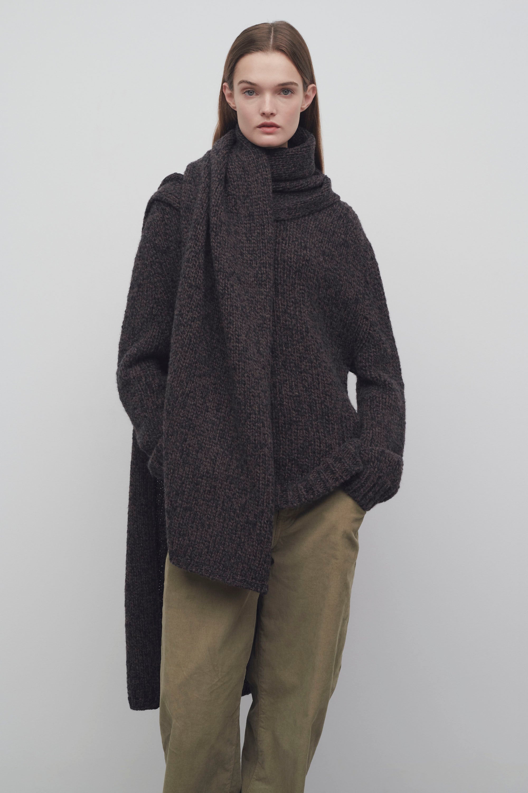 Hobe Scarf in Cashmere - 3