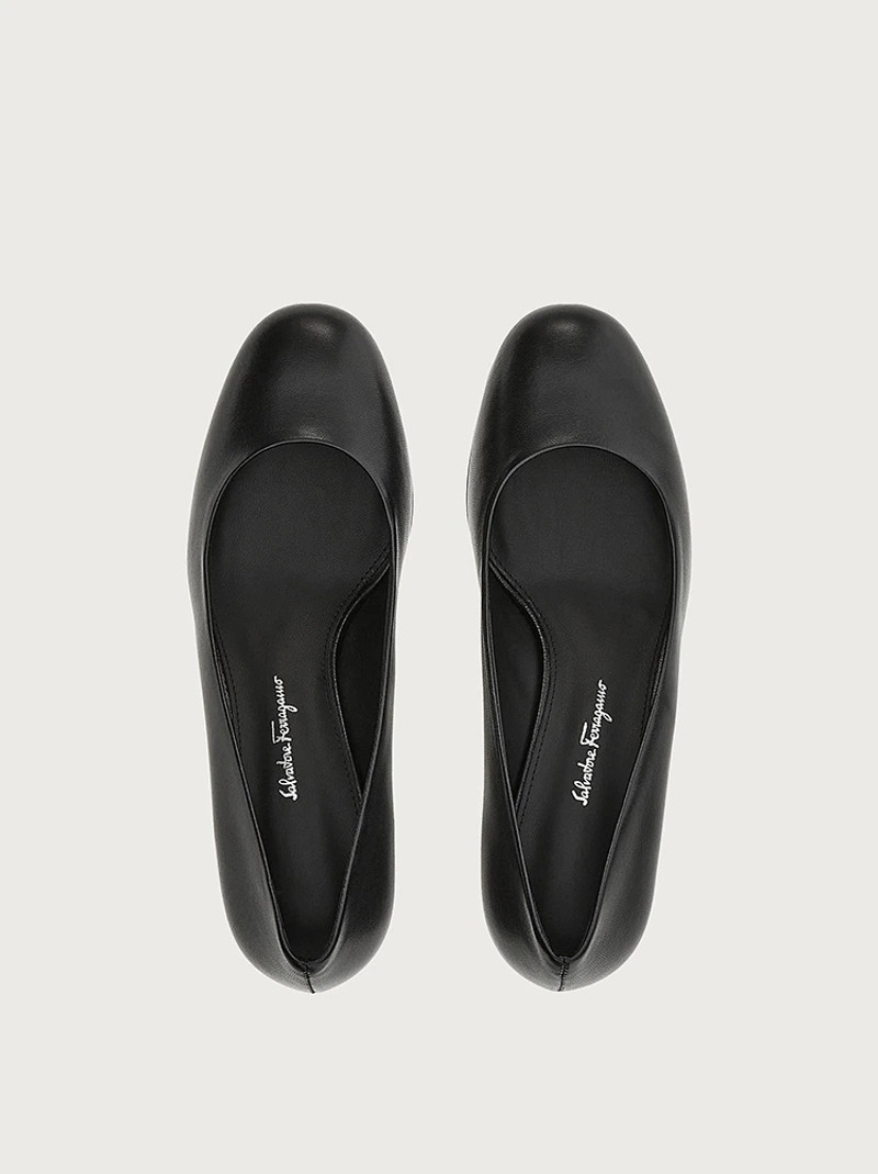 MIRRORED HEEL PUMP SHOE 4