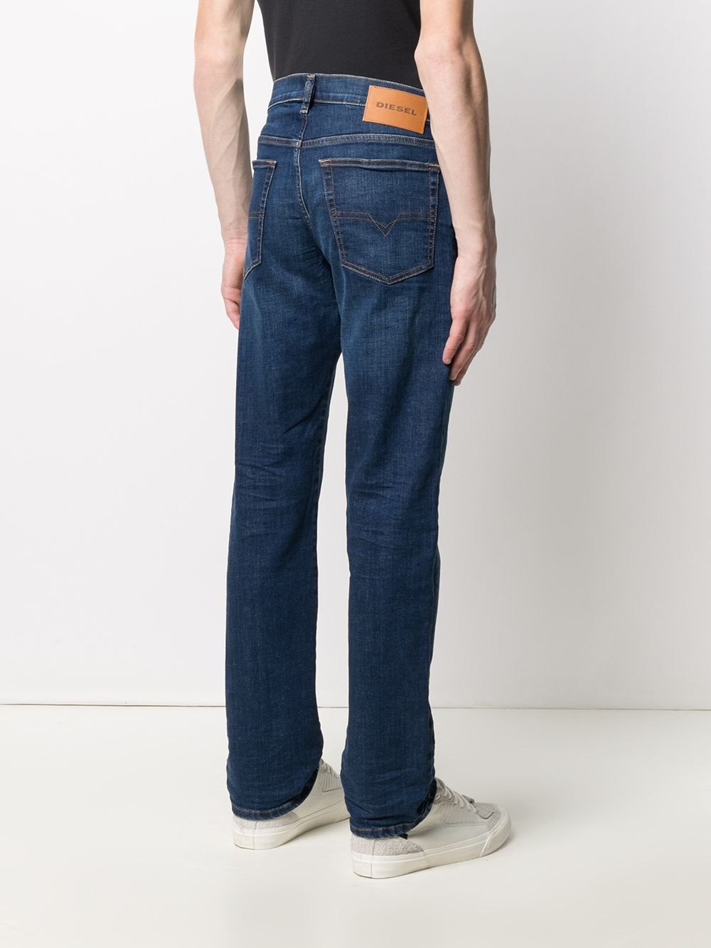 mid rise straight-leg jeans - 4