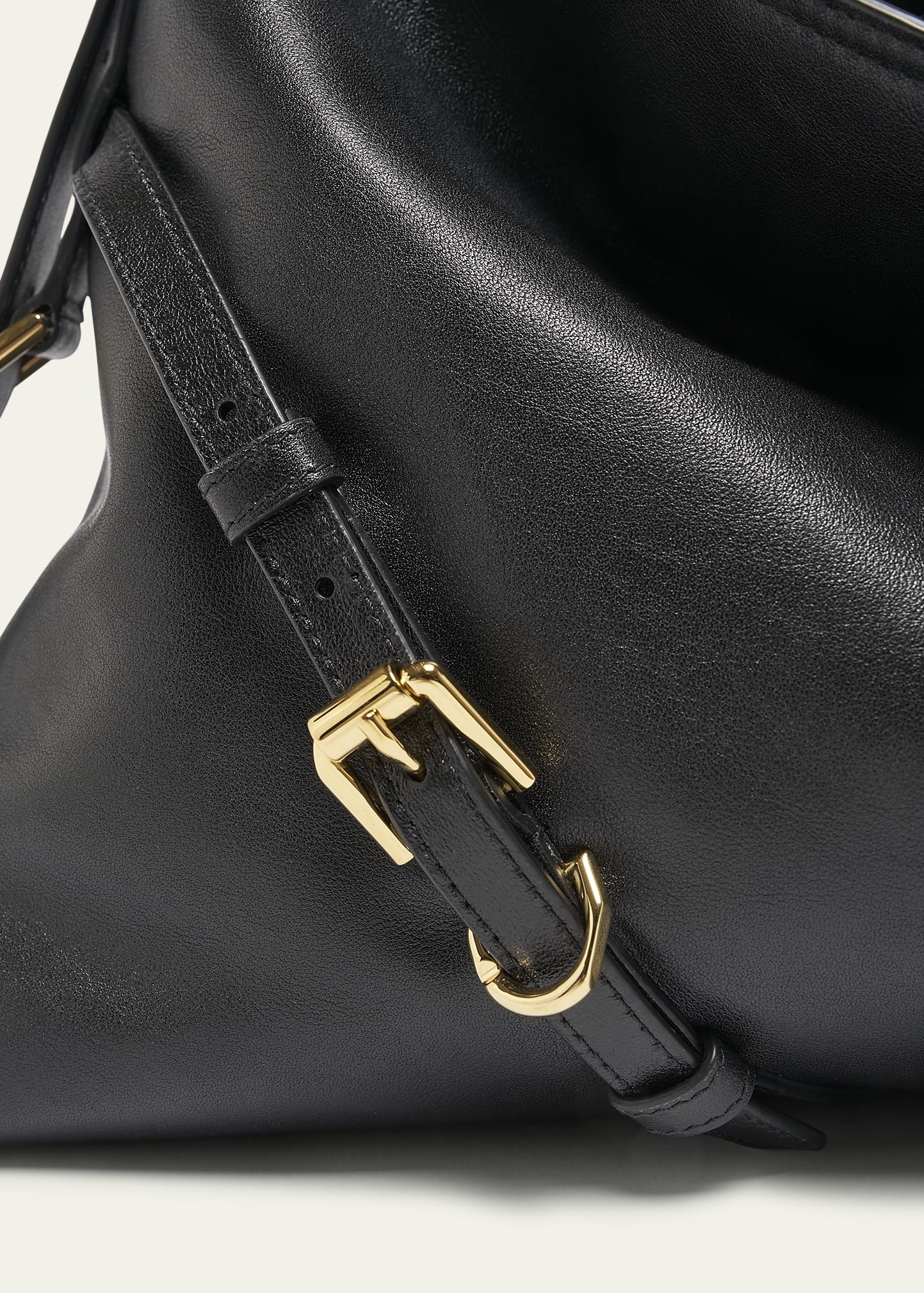 Voyou Medium Shoulder Bag in Shiny Leather - 4
