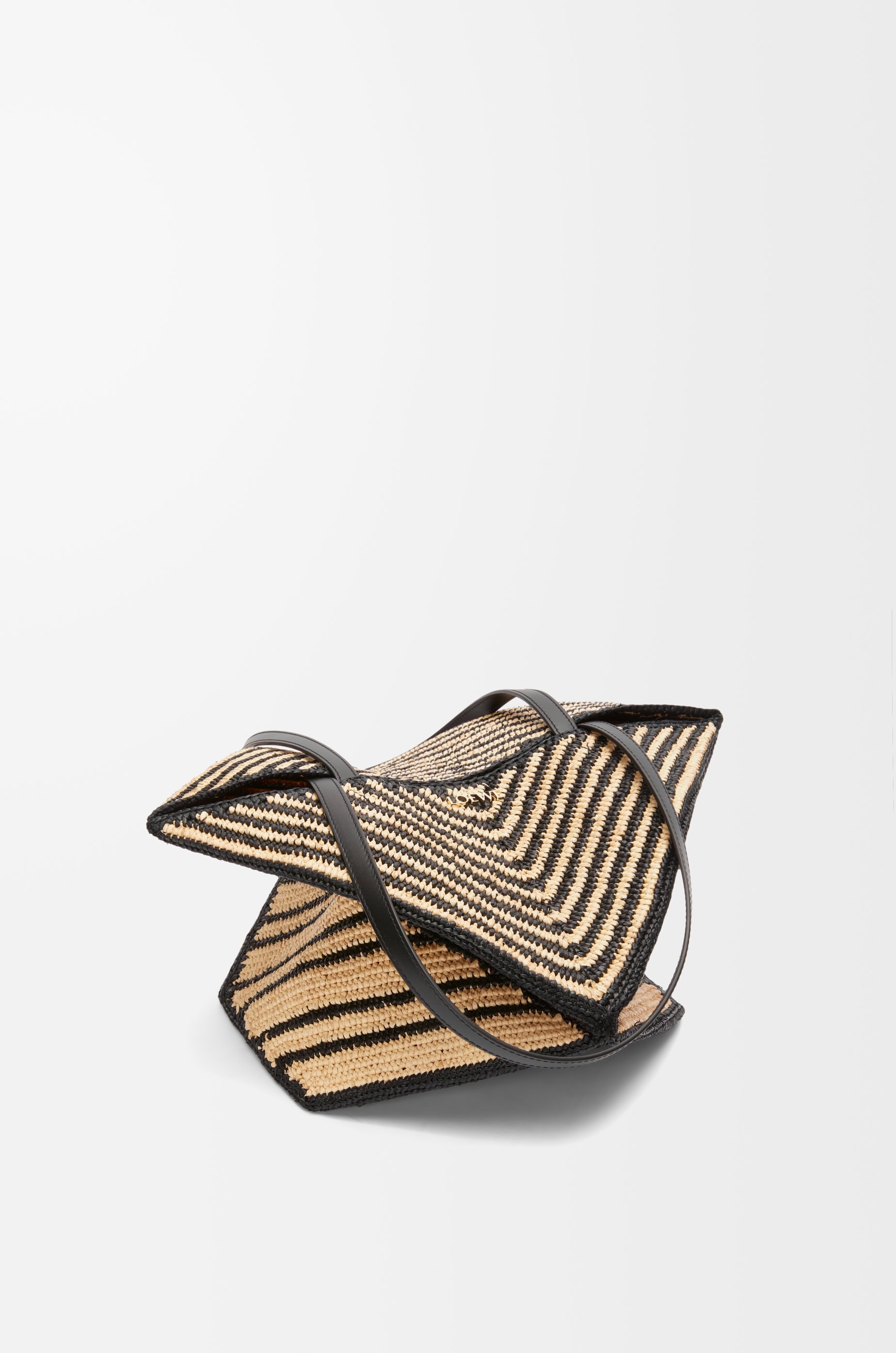 Puzzle Fold Tote in raffia - 6