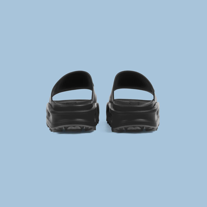 GUCCI Men's Interlocking G slide sandal outlook