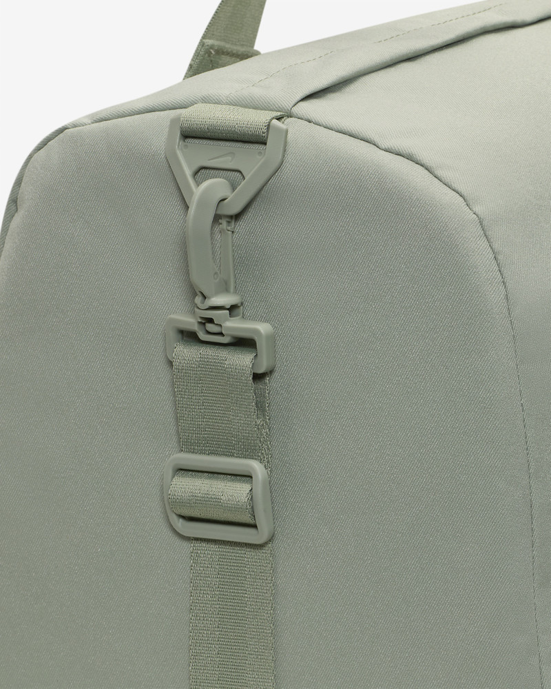 Nike Elemental Premium Duffel Bag (45L) 8