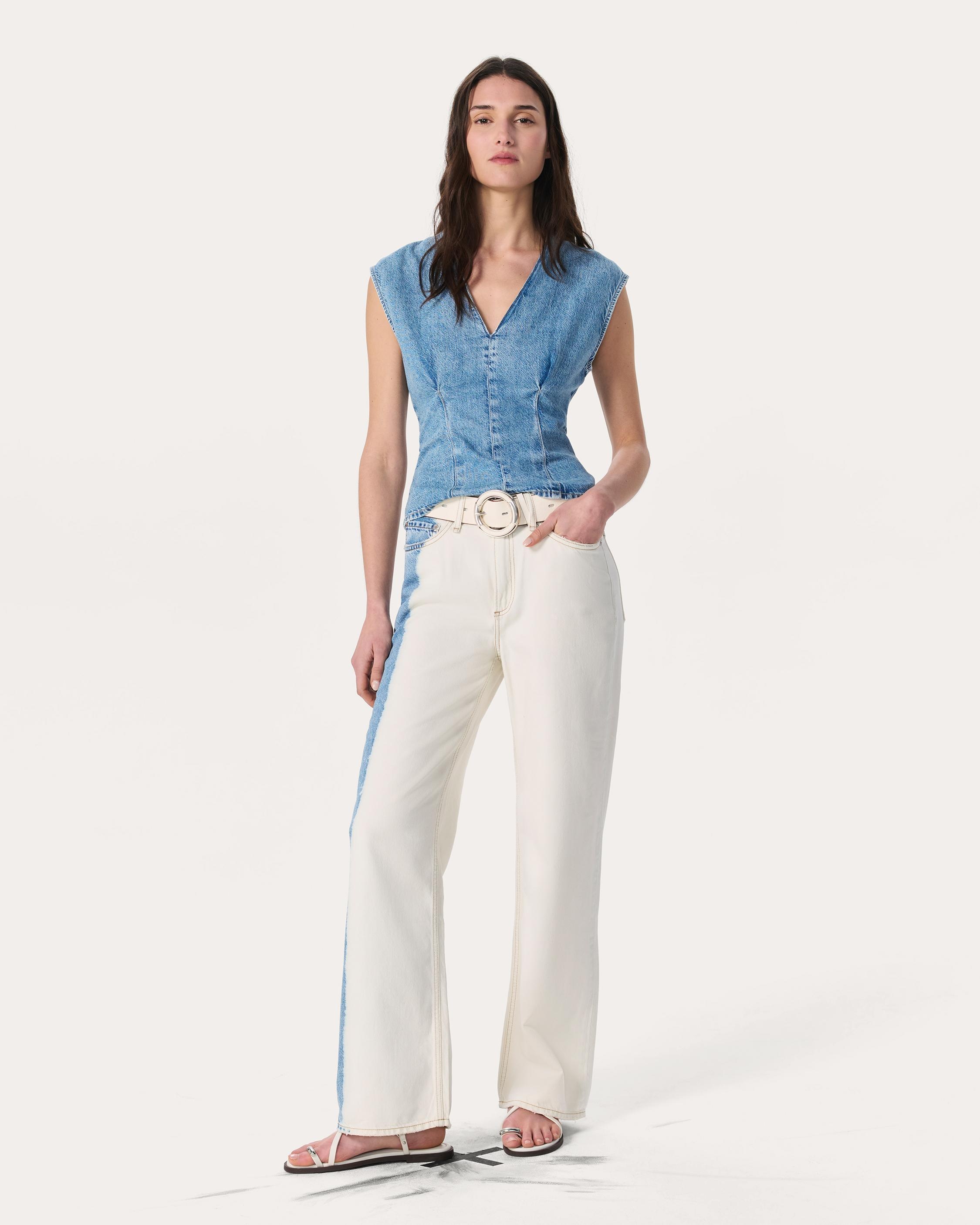 Logan Wide-Leg Jeans
Featherweight in Bleach Stripe - 2