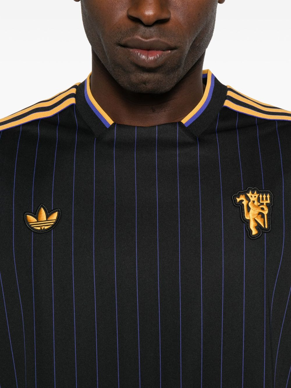 pinstripe-striped three-stripe logo T-shirt - 4