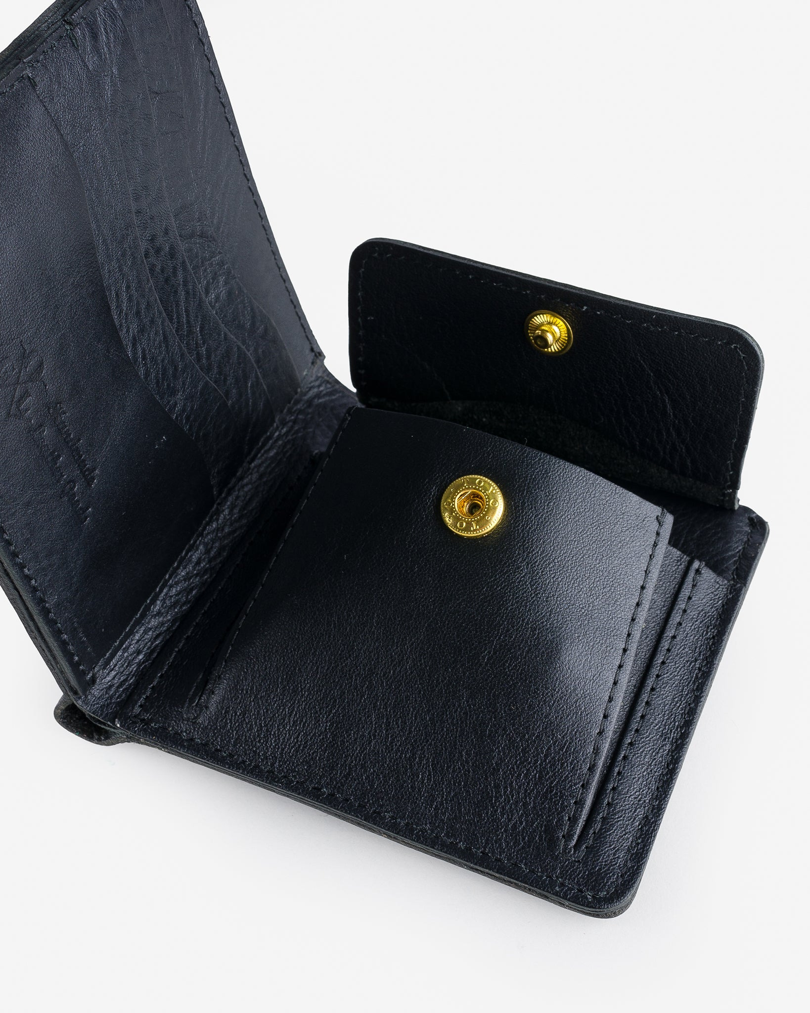 OGL-KINGSMAN-BF-COIN-TBLK OGL Kingsman Classic Bi Fold Wallet with Coin Pocket - Tumbled Black - 3