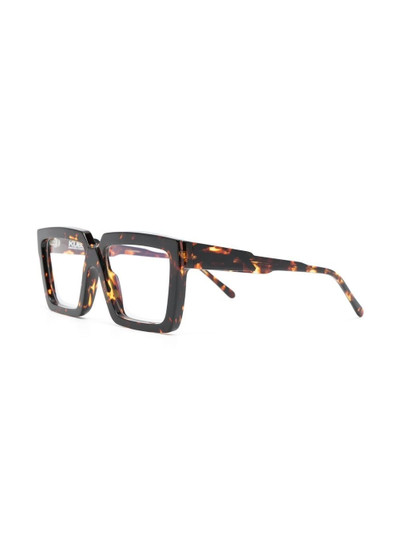 Kuboraum square-frame glasses outlook