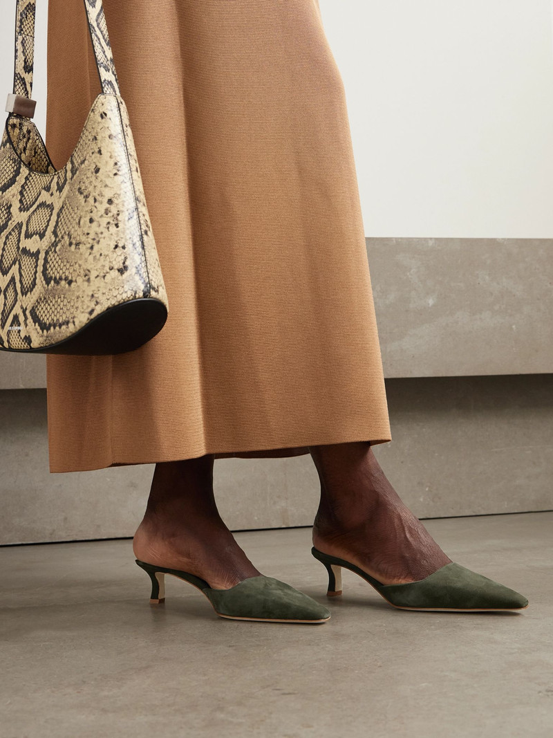 Manolo Blahnik Moiramu 50 suede mules Army green outlook