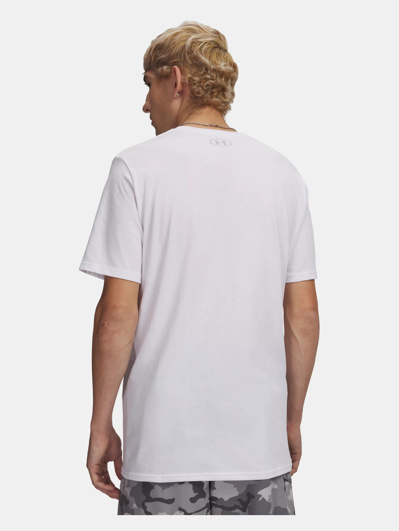 Under Armour UA Left Chest Lockup outlook