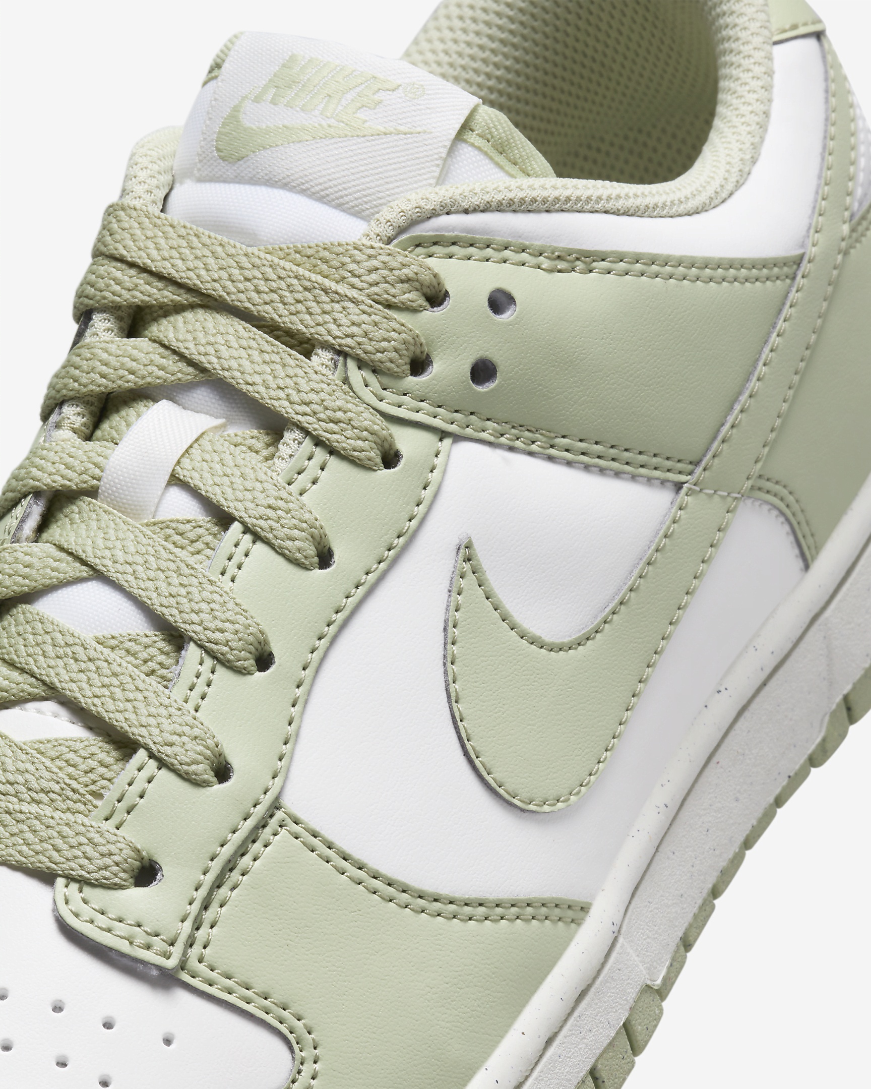 Nike Women's Dunk Low Shoes - 8