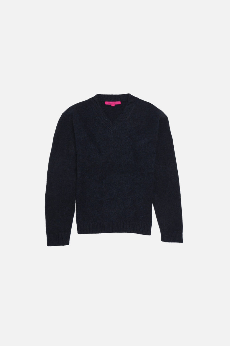 WOMEN'S MONTEREY V-NECK 1