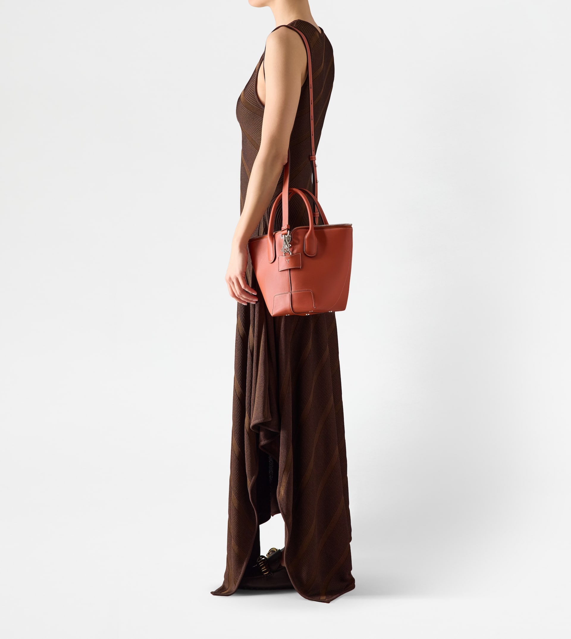 TOD'S DI BAG SWING IN LEATHER MINI - BROWN - 10