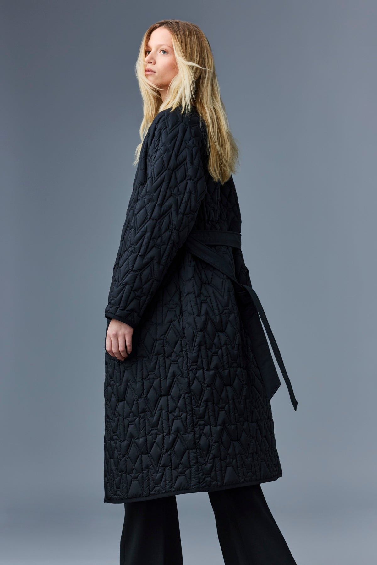 ESTRELLA Matte light down monogram coat - 5