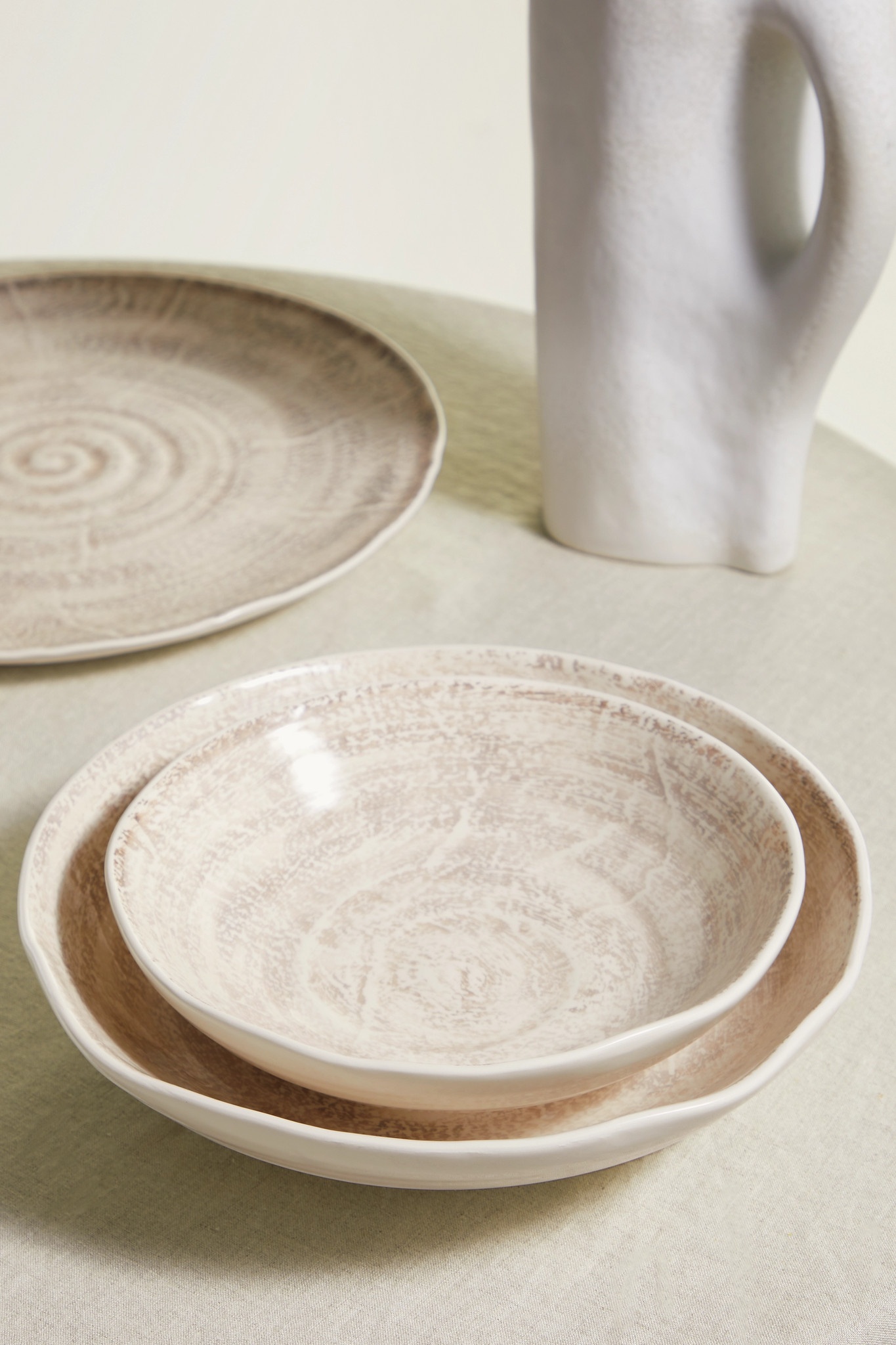 Set of two glazed ceramic bowls - 2