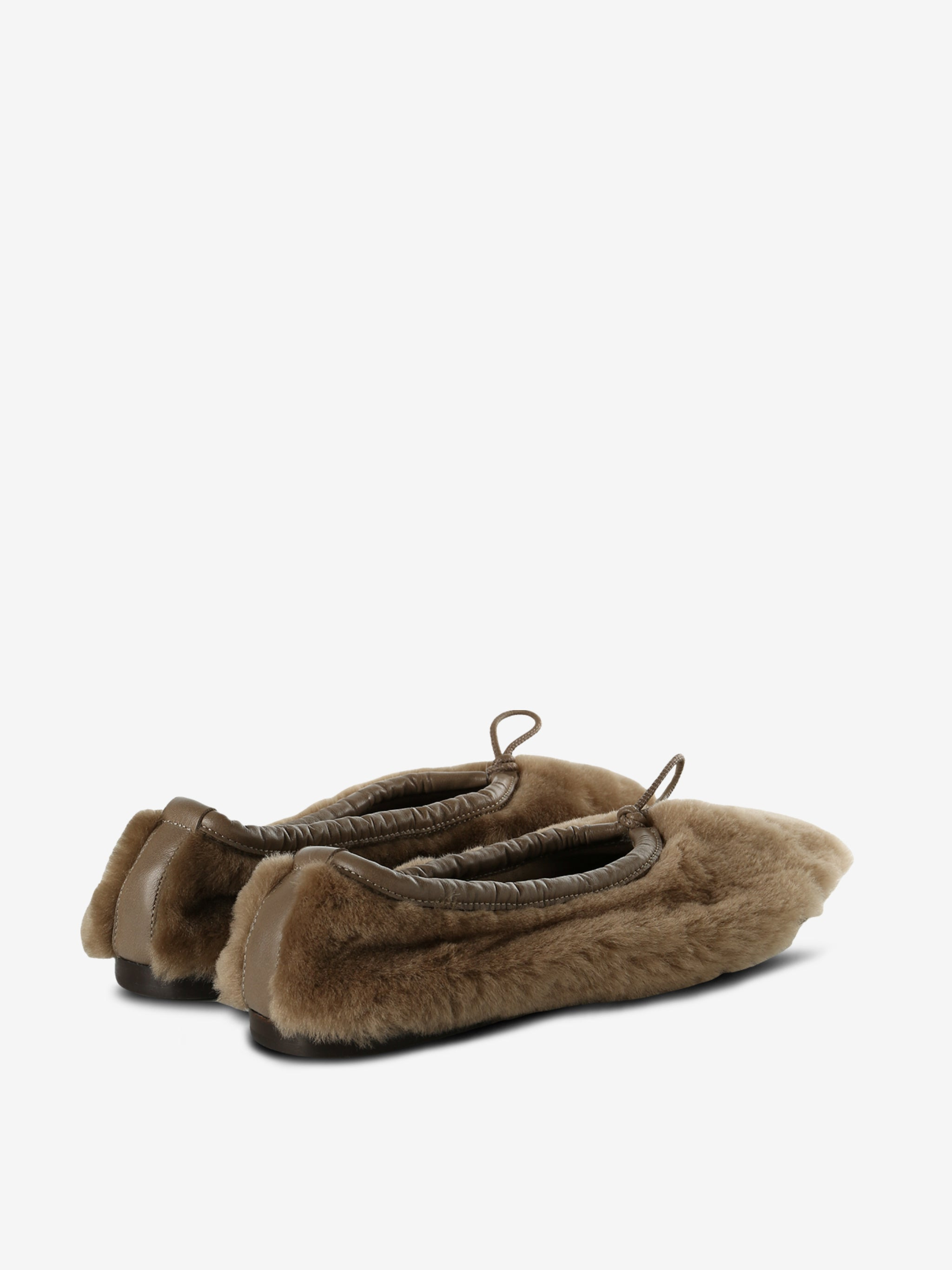HEREU - Women Flat Pump Crafted In Shearling Lambskin - 3