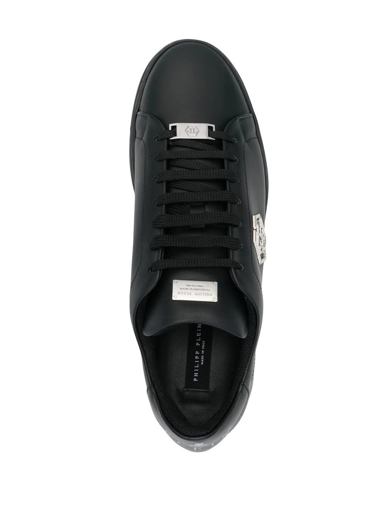 Hexagon low-top leather sneakers 4