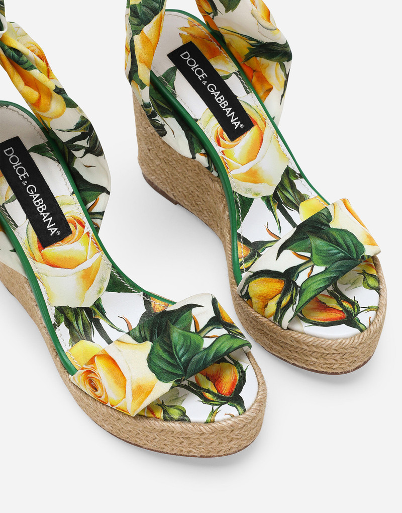 Printed charmeuse wedge 4