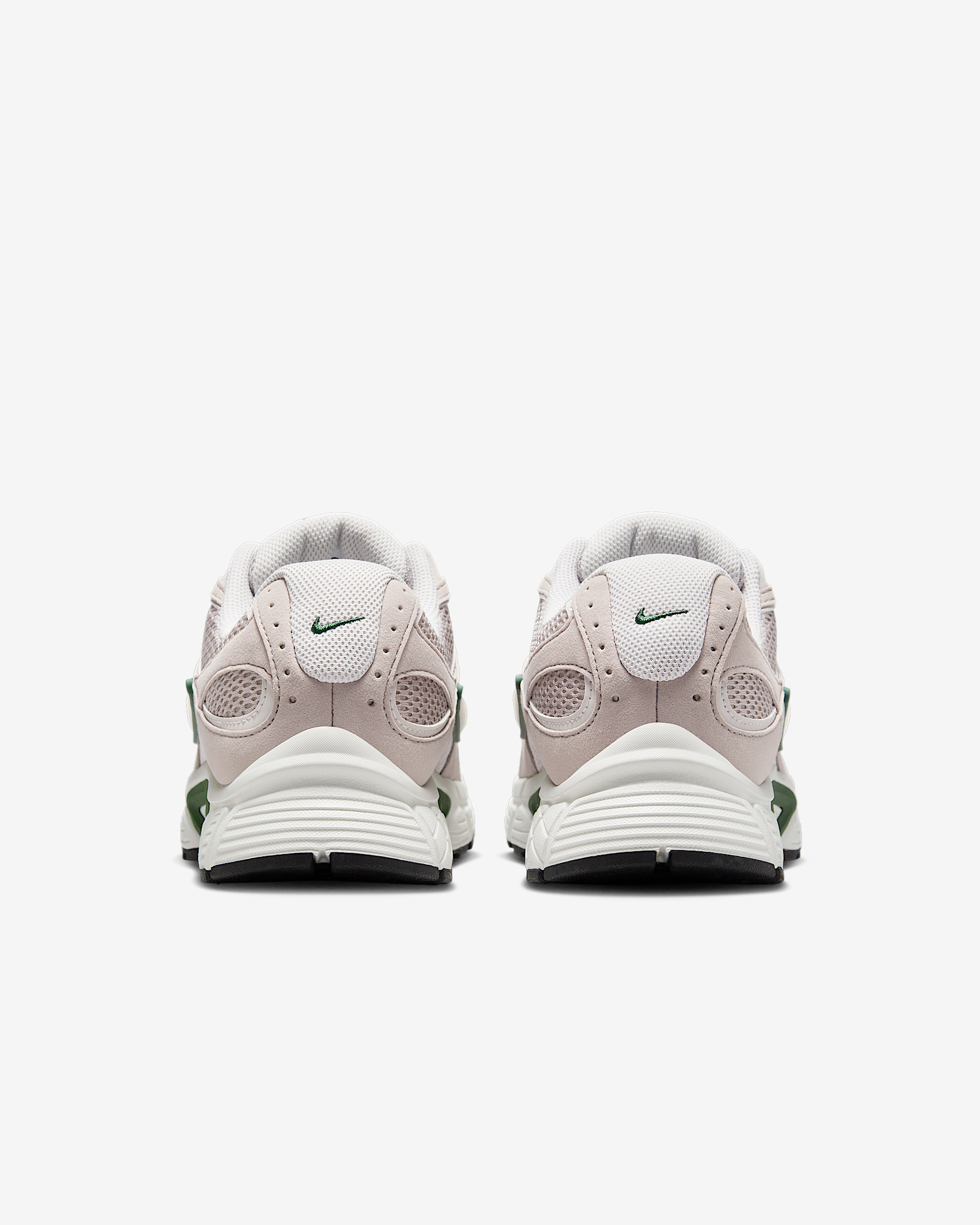 Nike V5 RNR Men's Shoes - 6