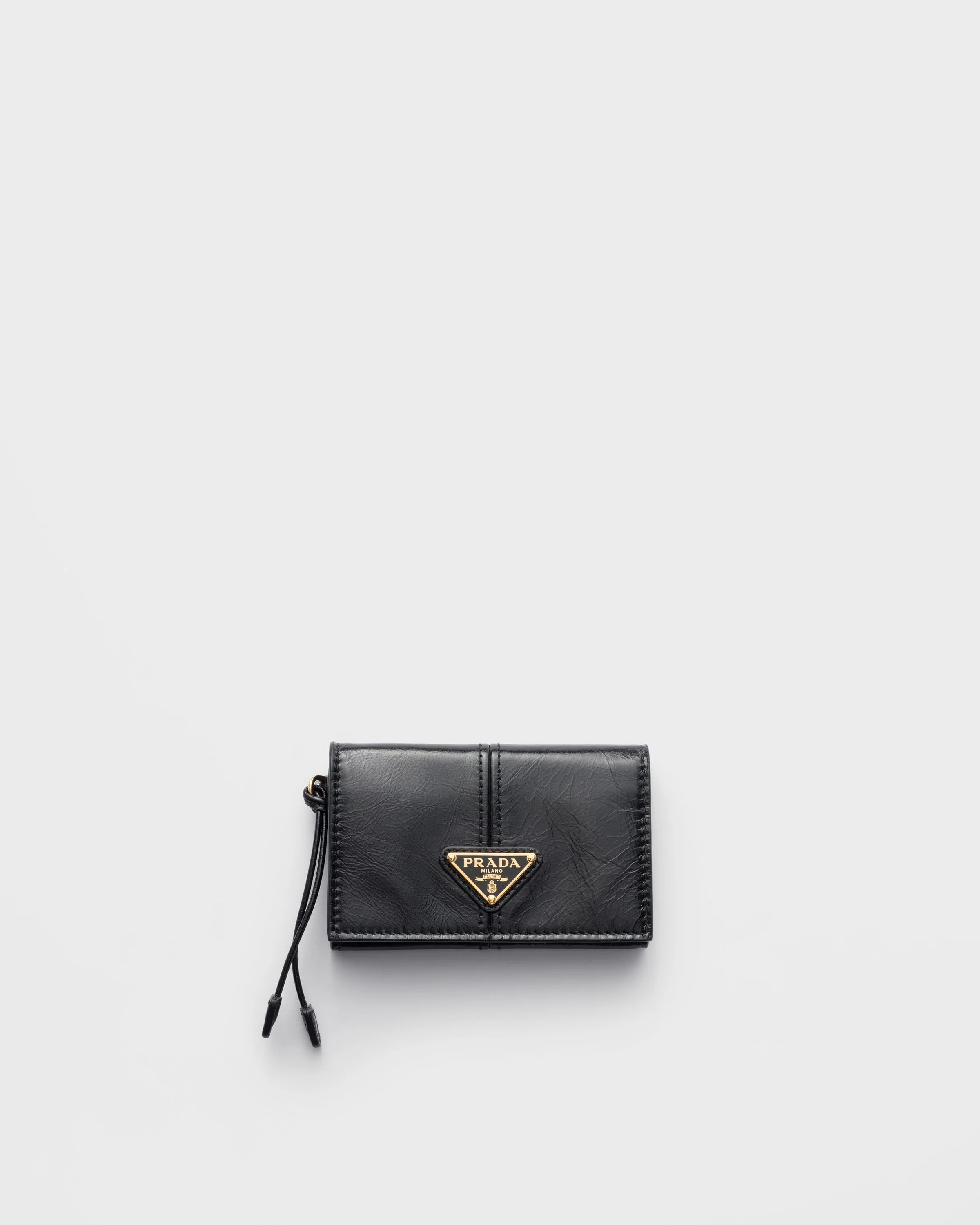 Leather card holder with flap - 1