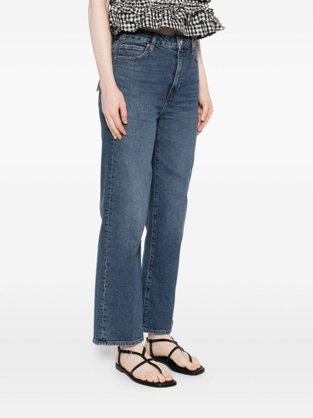 high-waisted jeans - 3