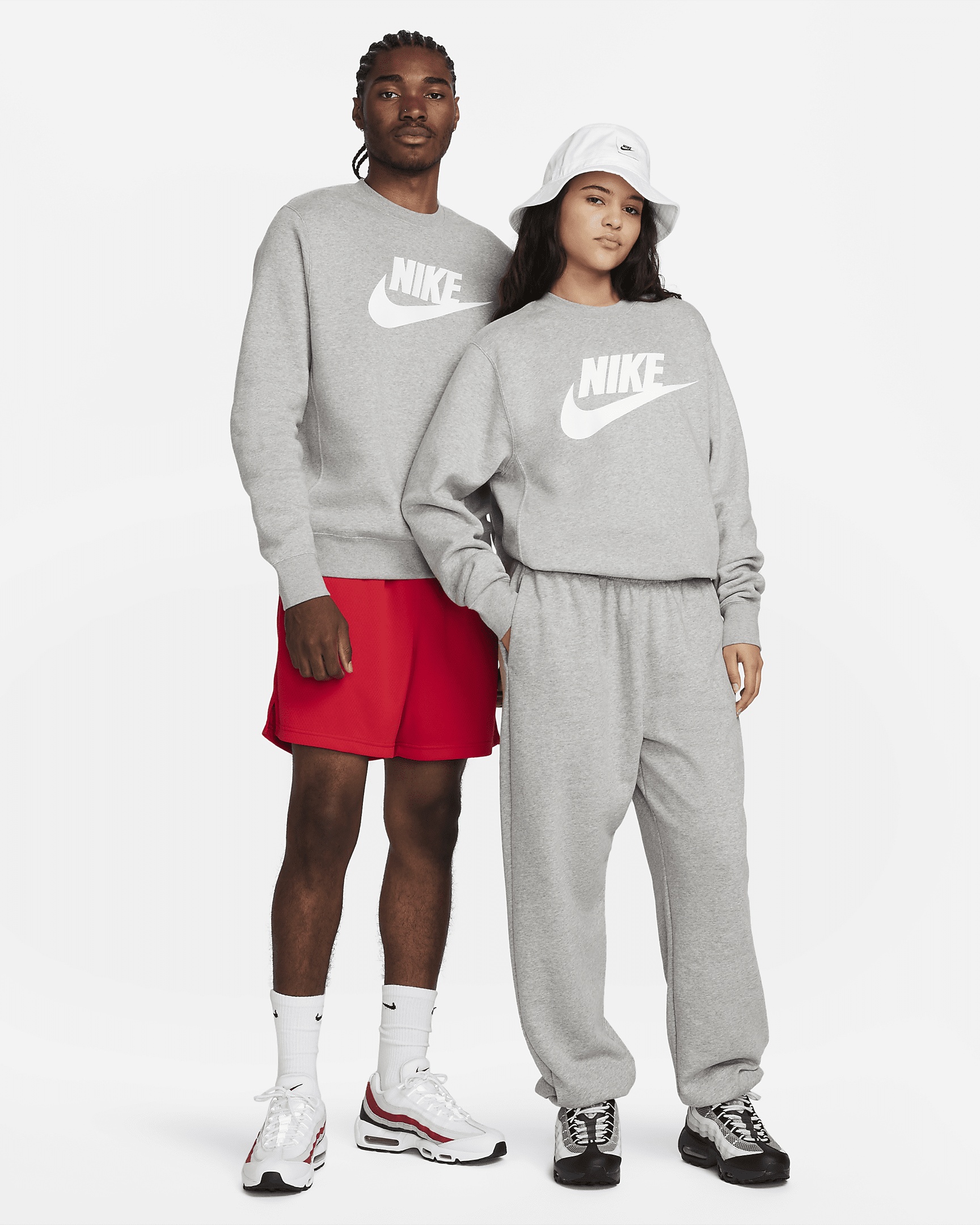 Nike Sportswear Club Fleece Men's Graphic Crew - 4