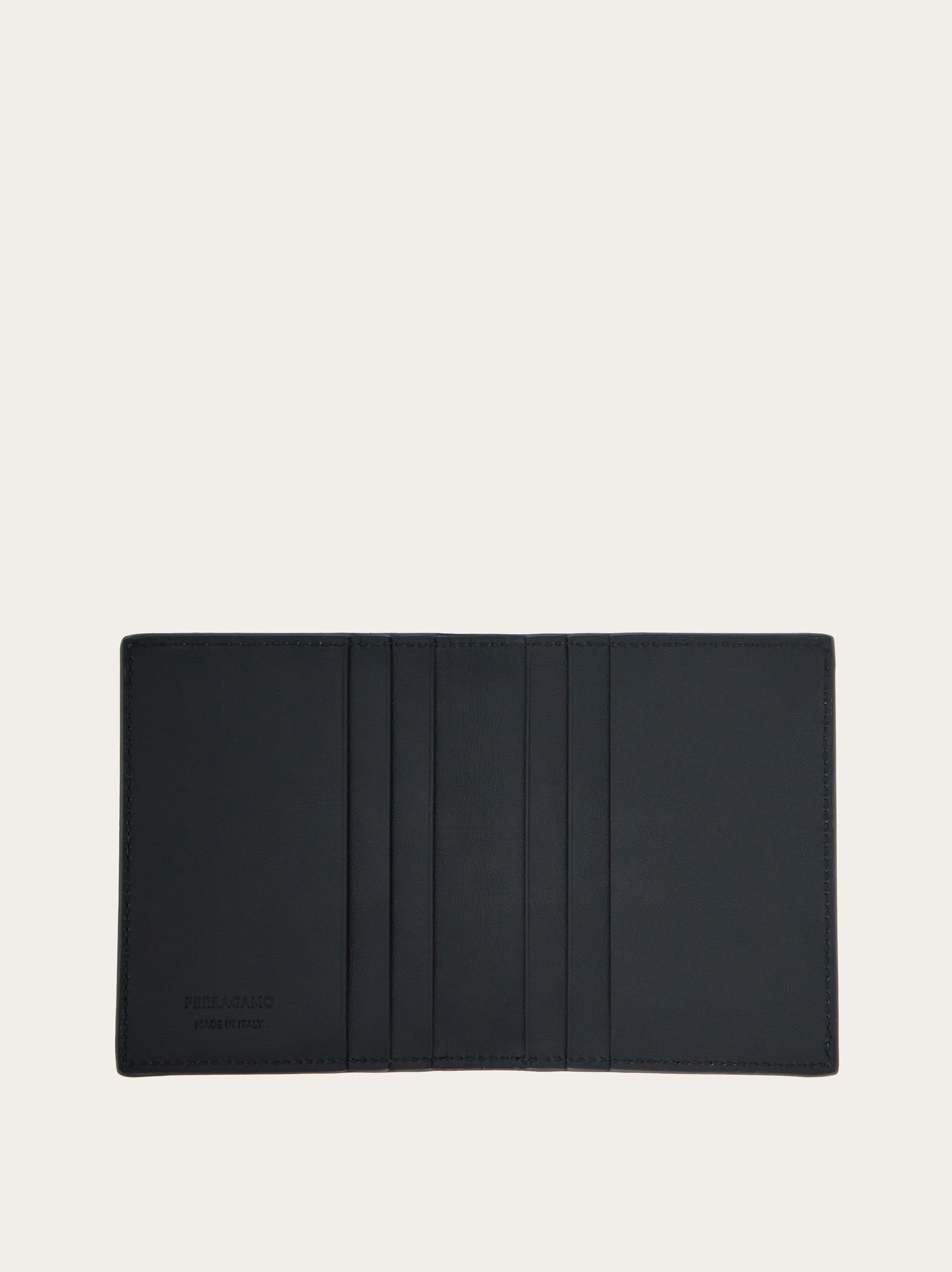 Credit card holder with knurled detailing - 4