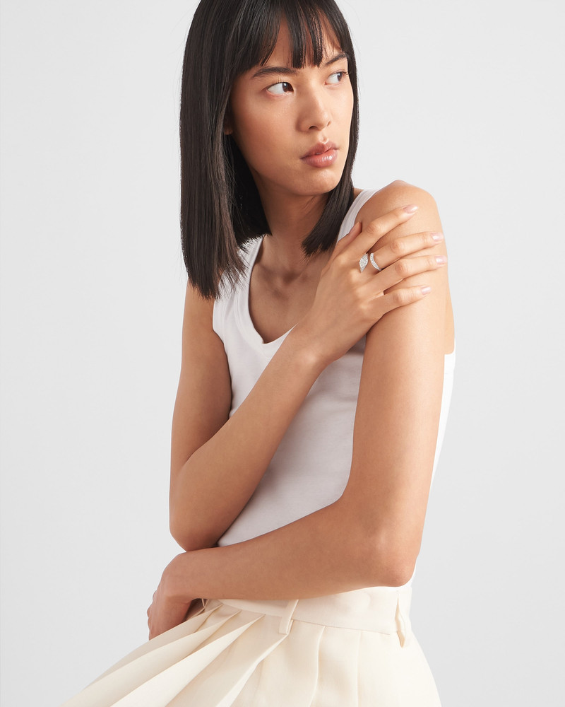 Eternal Gold snake mini ring in white gold and diamonds 7