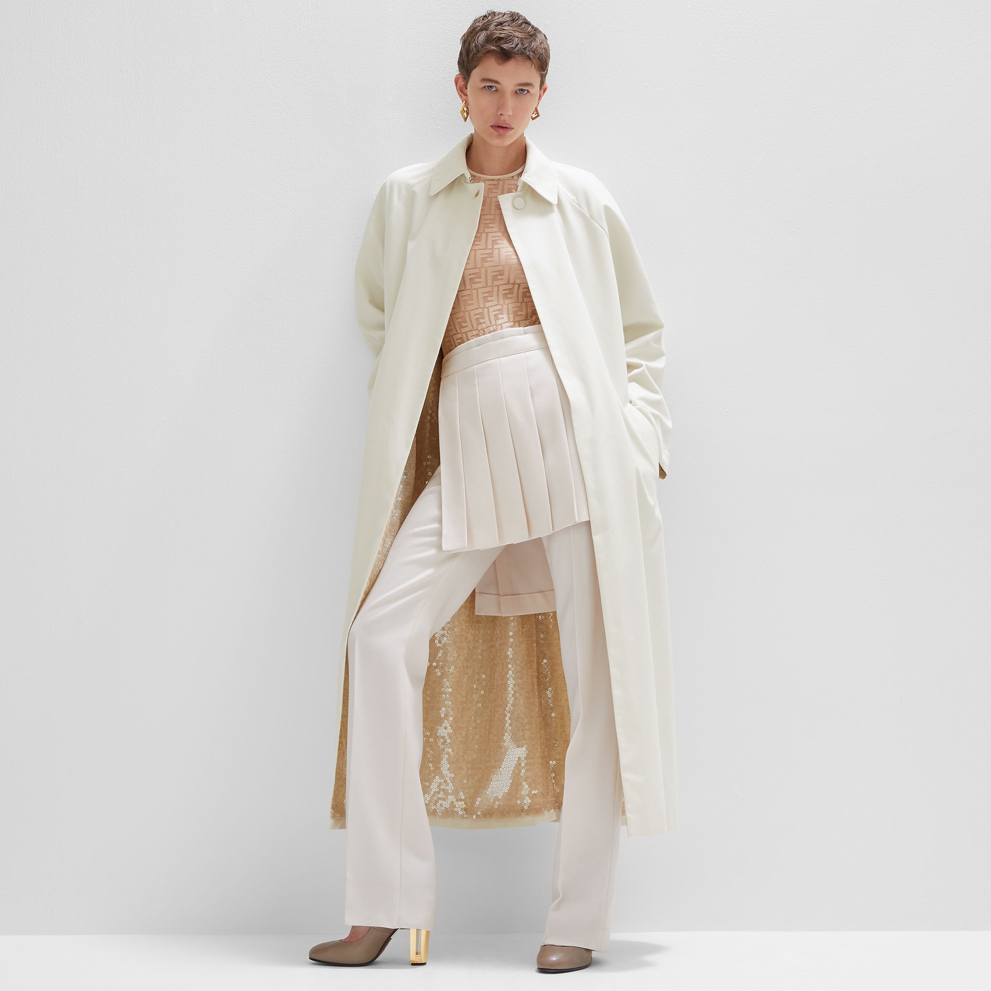 コート FENDI Ivory polyester blend overcoat (FF8994AM3S F1M2A) FENDI Overcoat | REVERSIBLE