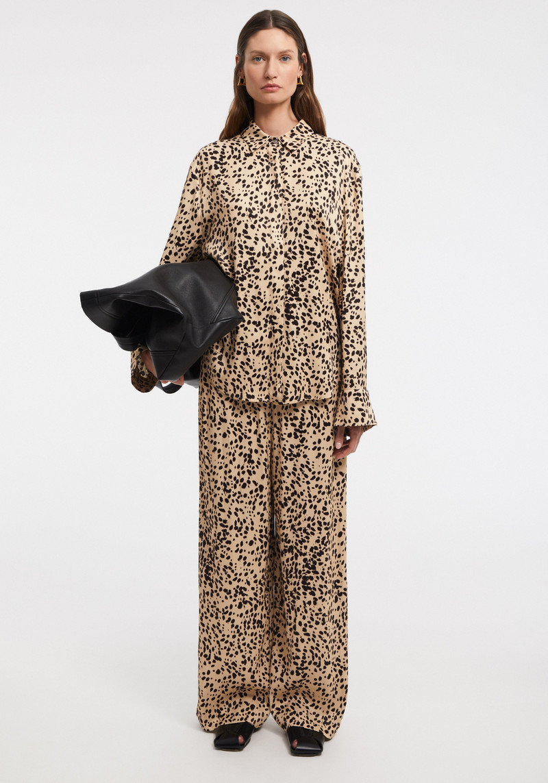 STALLION Oversized print shirt 1